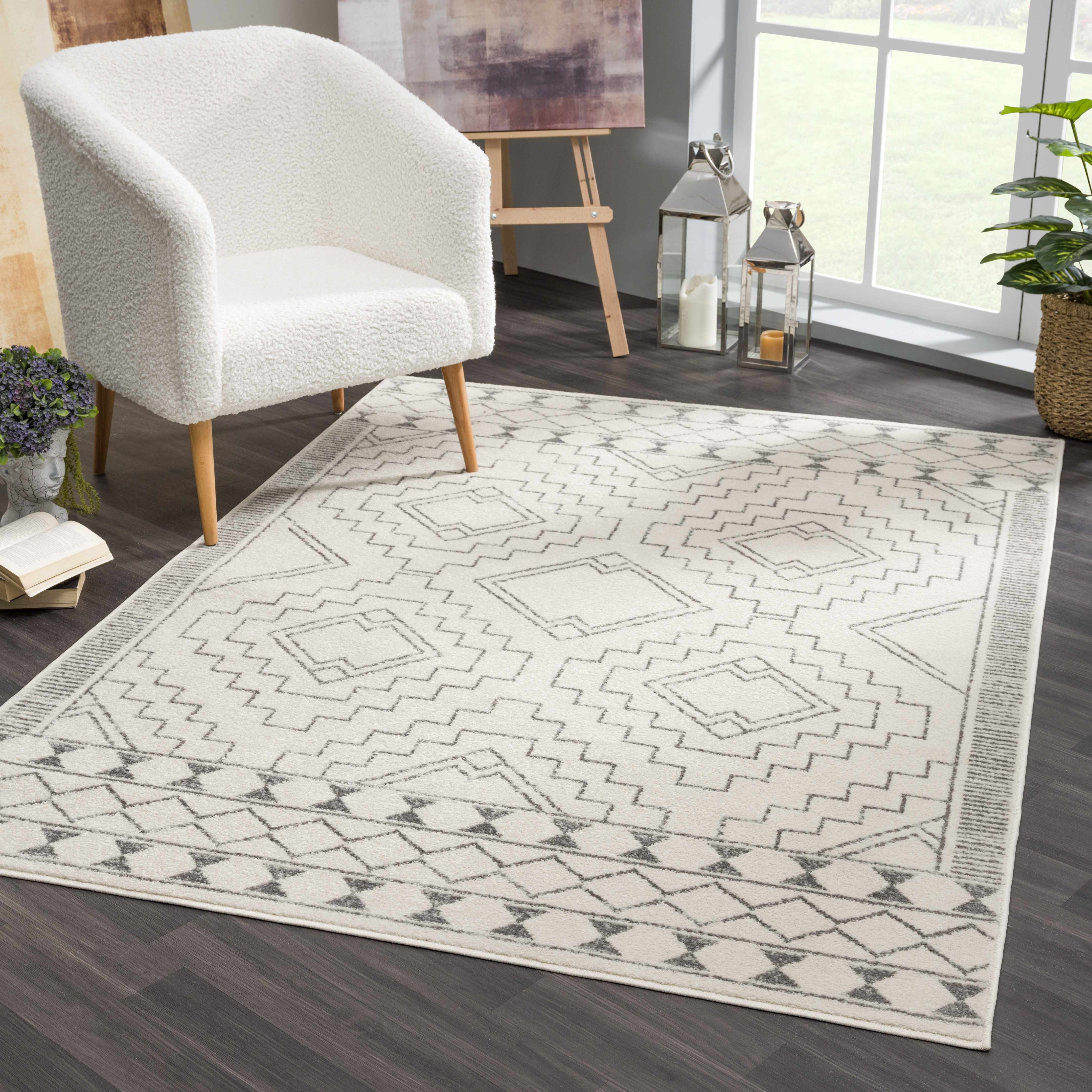 Exquisite Hauteloom Marash KMRSH-4614 Area Rug - Transform Your Space