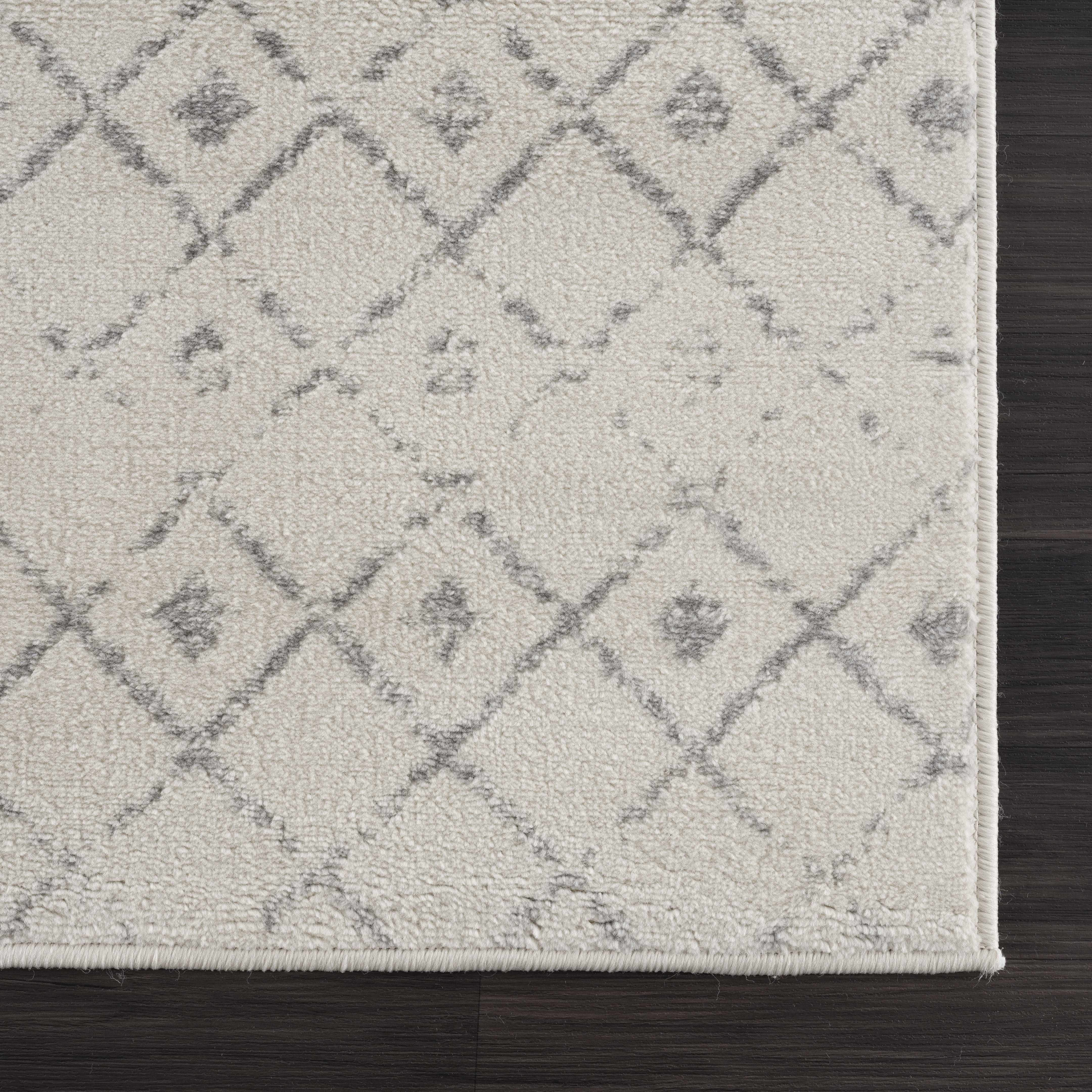Exquisite Hauteloom Tigrican Ivory 2331 Area Rug - Transform Your Space