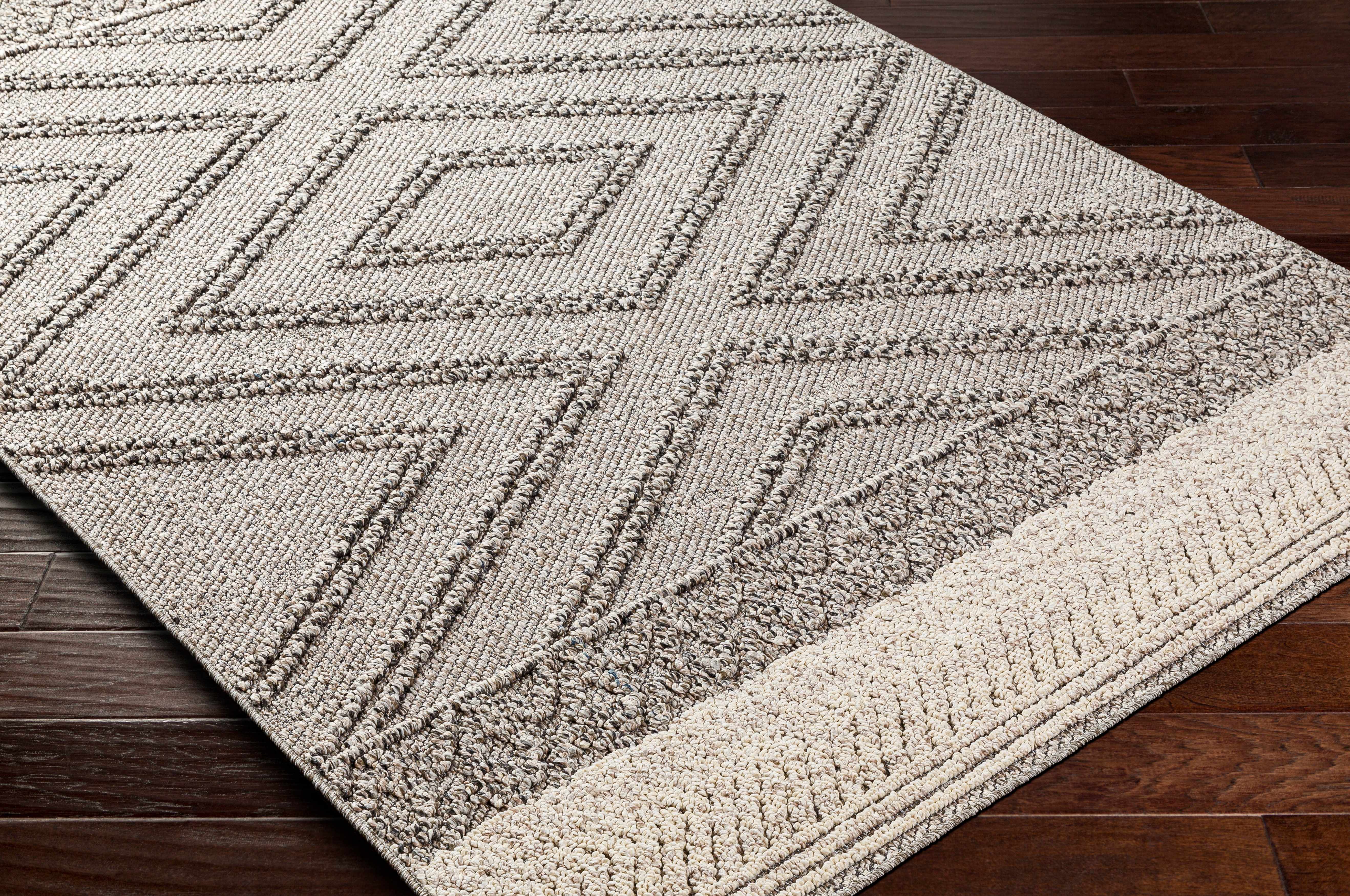 Gorgeous Hauteloom Areli Area Rug in Beige Gray