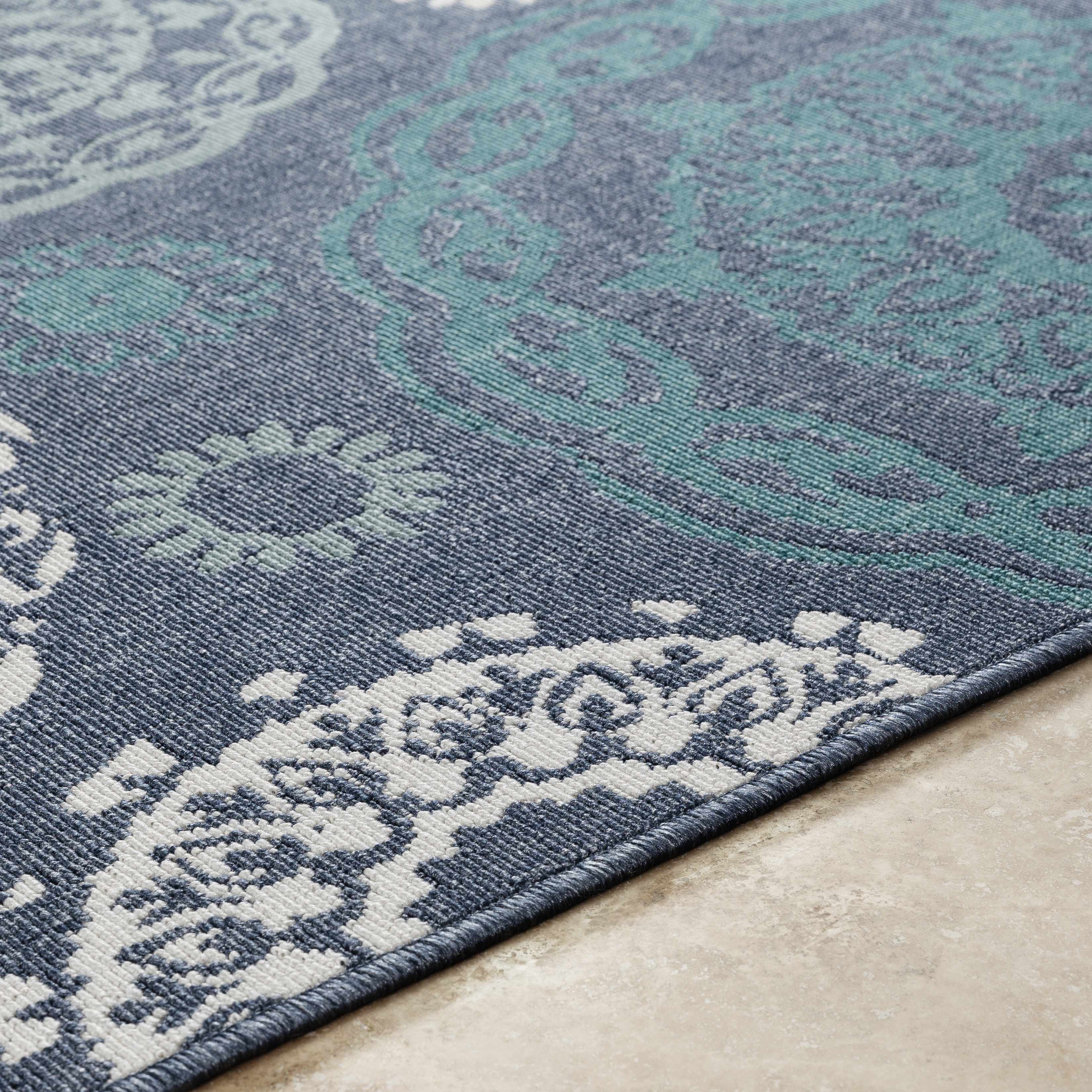 Exquisite Hauteloom Reasnor Area Rug - Transform Your Space