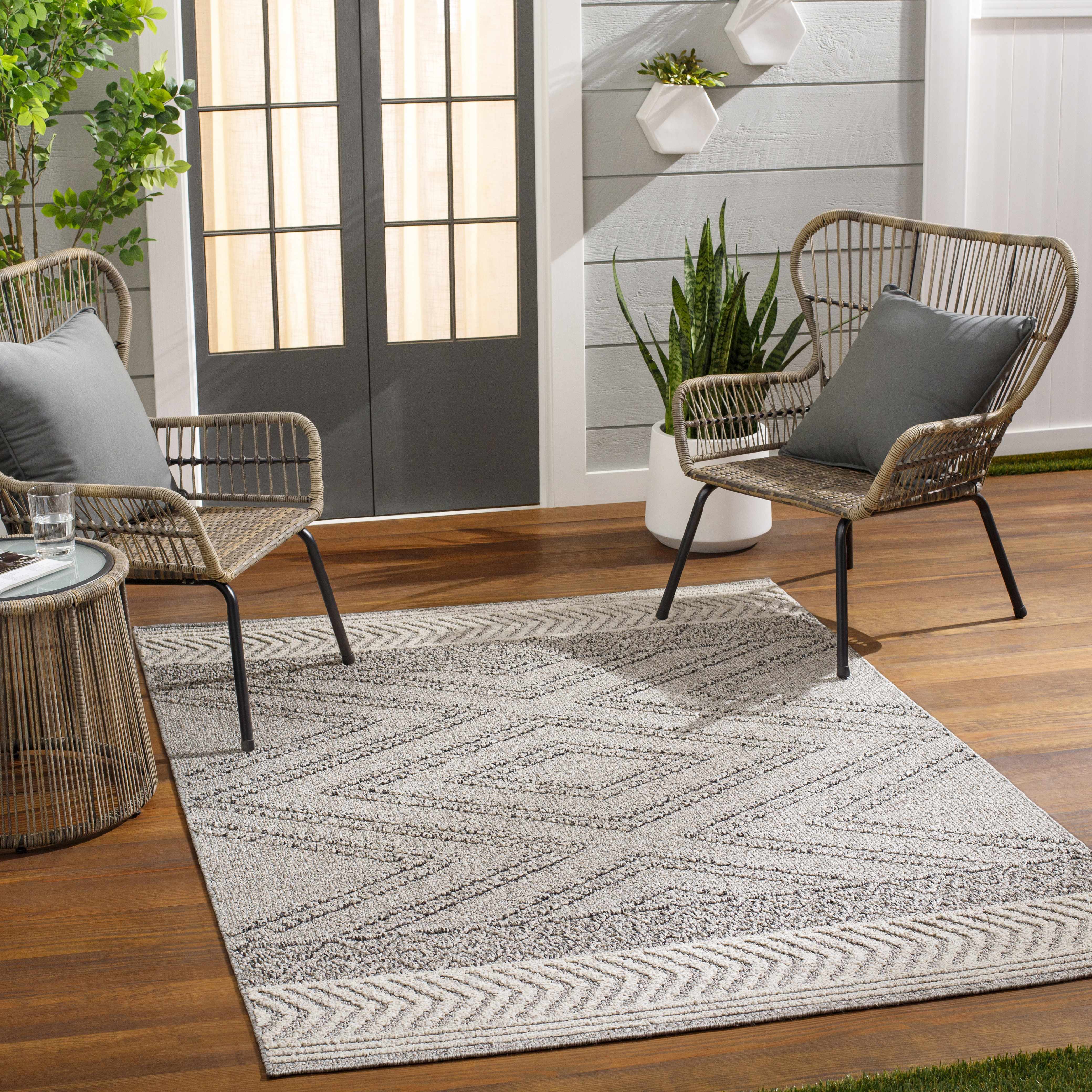 Gorgeous Hauteloom Areli Area Rug in Beige Gray
