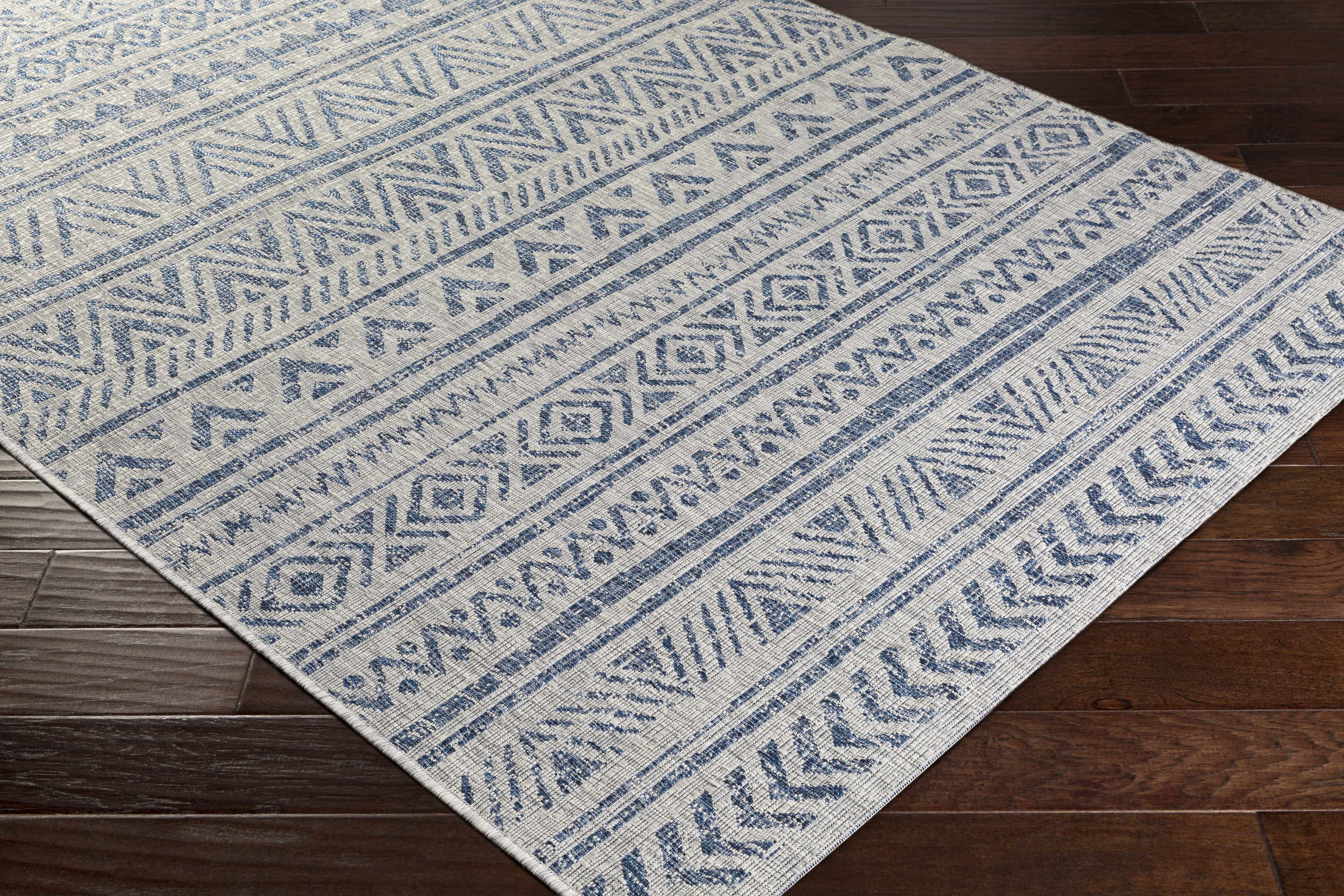 Gorgeous Hauteloom Novato Outdoor Rug