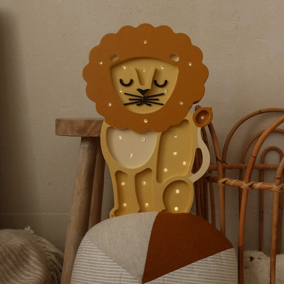 Enchanting Little Lion Night Light