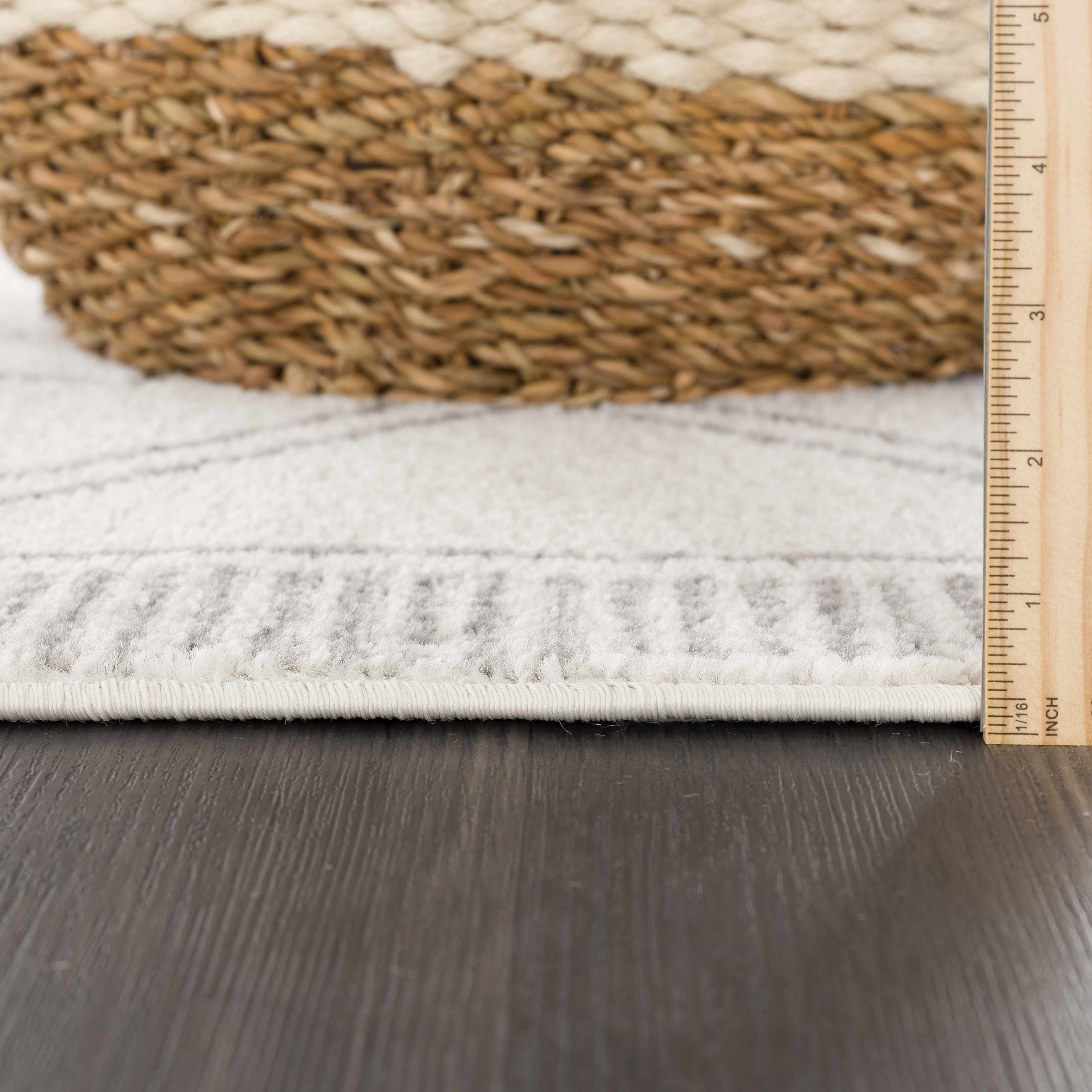 Exquisite Hauteloom Marash KMRSH-4614 Area Rug - Transform Your Space