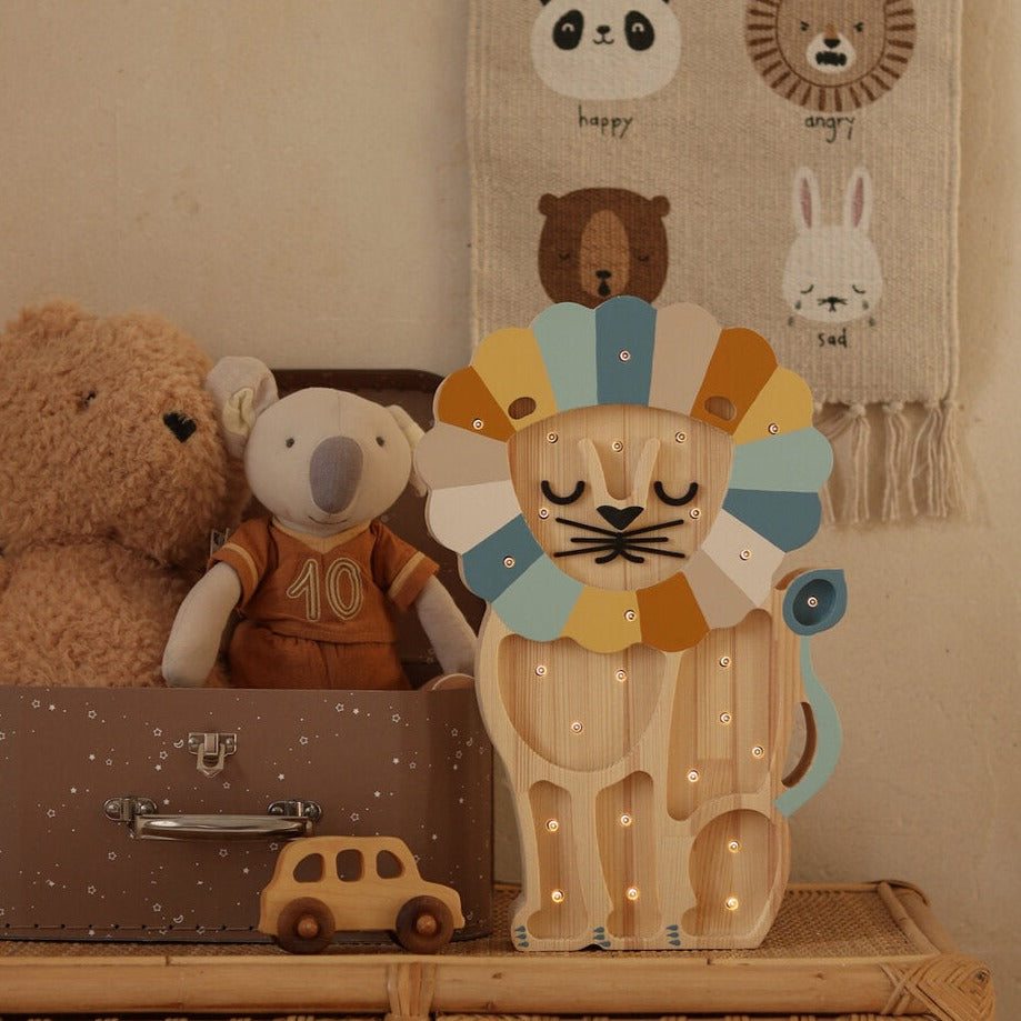 Enchanting Little Lion Night Light