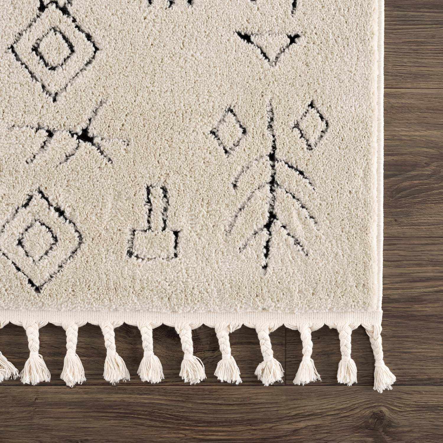 Exquisite Hauteloom Thian Tribal Area Rug