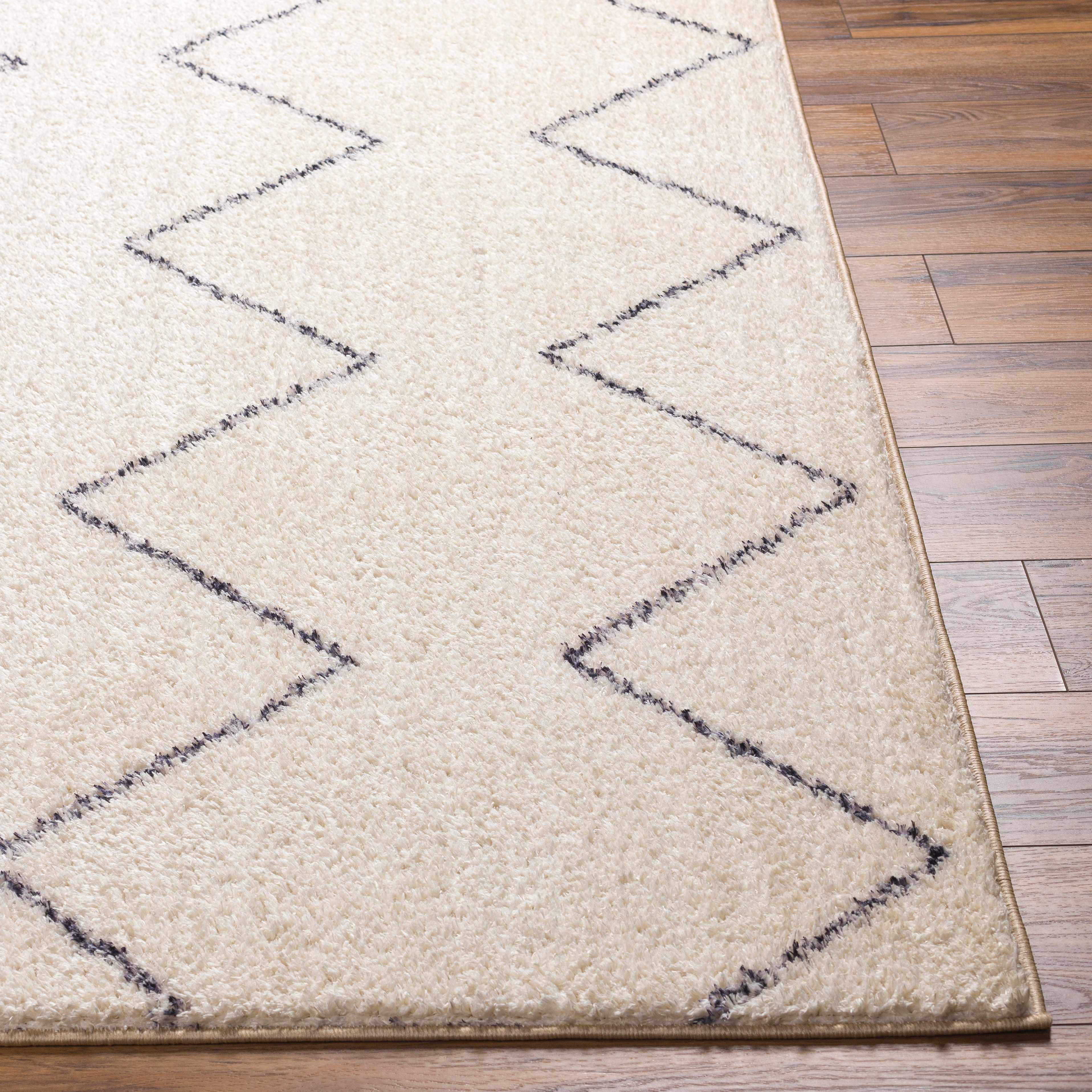 Hauteloom Yuya Ultra-Comfortable Washable Area Rug