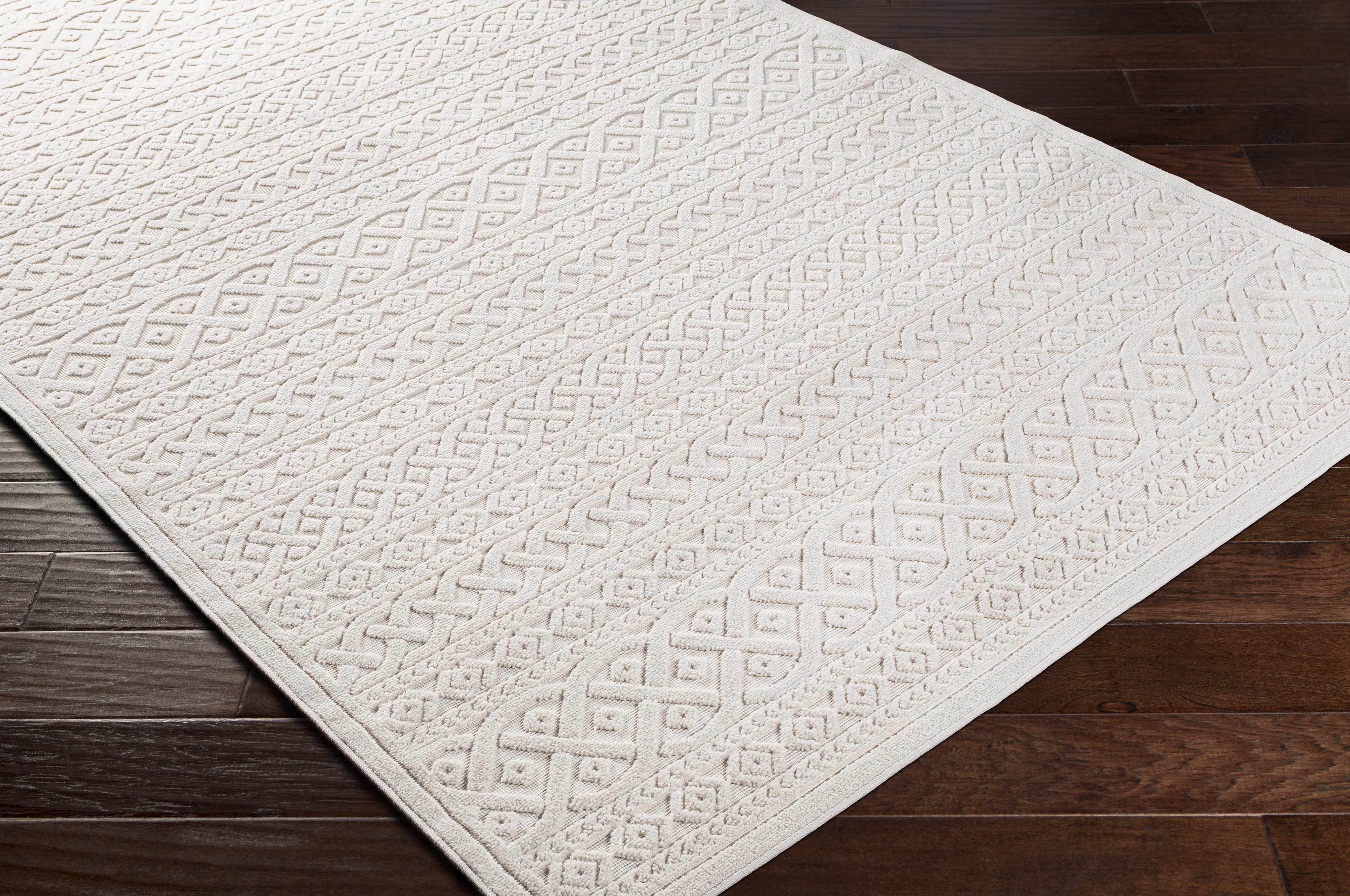 Exquisite Hauteloom Maribyrnong Area Rug - Transform Your Space!