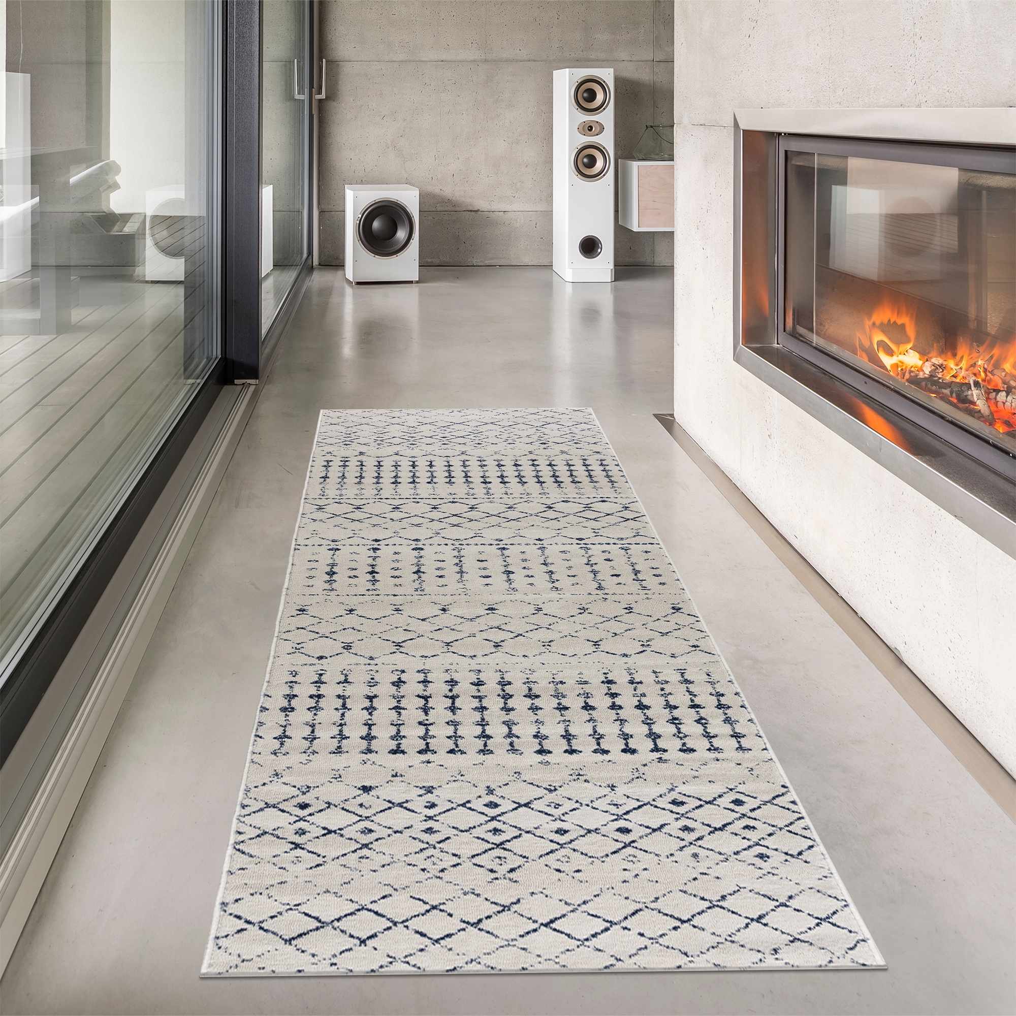 Exquisite Hauteloom Tigrican Blue 2332 Area Rug - Transform Your Space