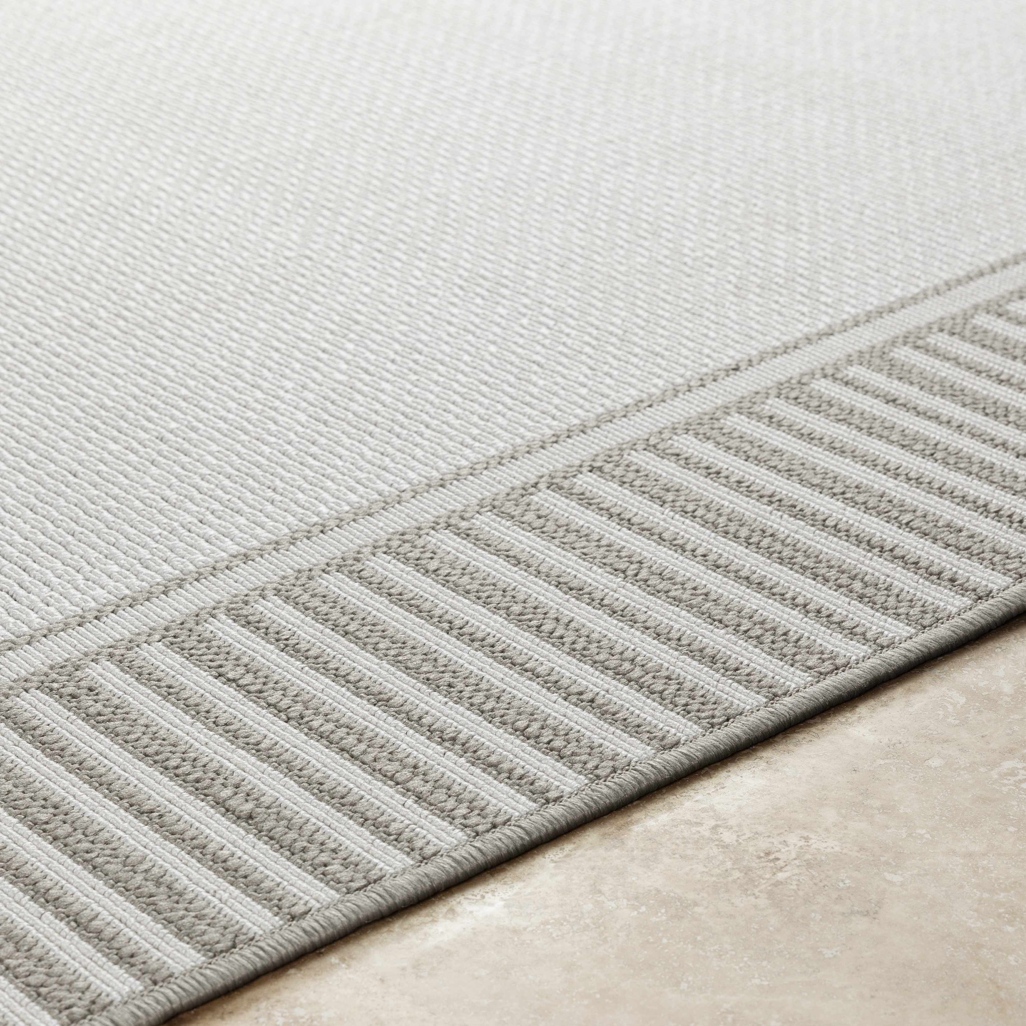Exquisite Hauteloom Tickfaw Area Rug - Transform Your Space