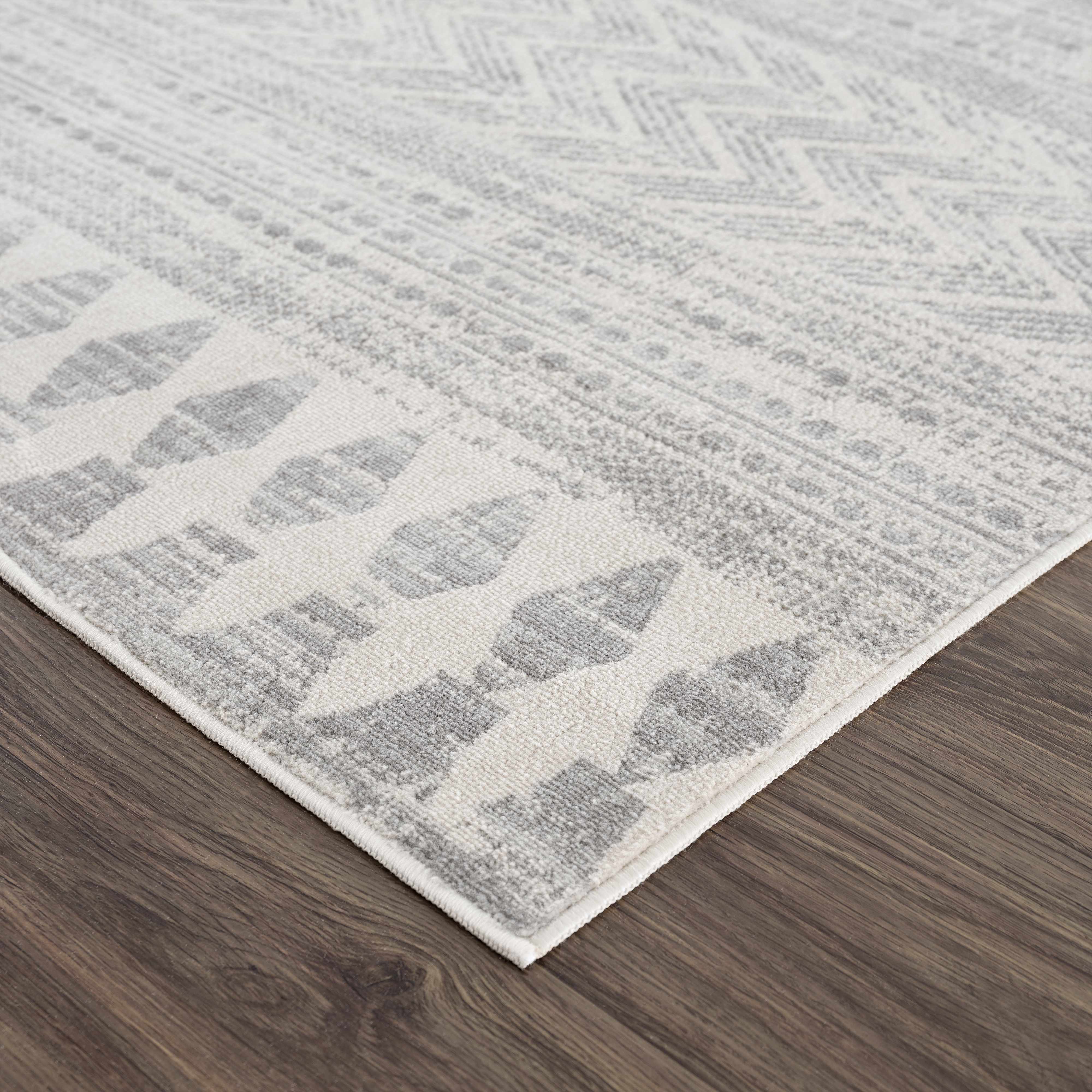 Hauteloom Chinnor Area Rug - Grab This Clearance Deal Now!