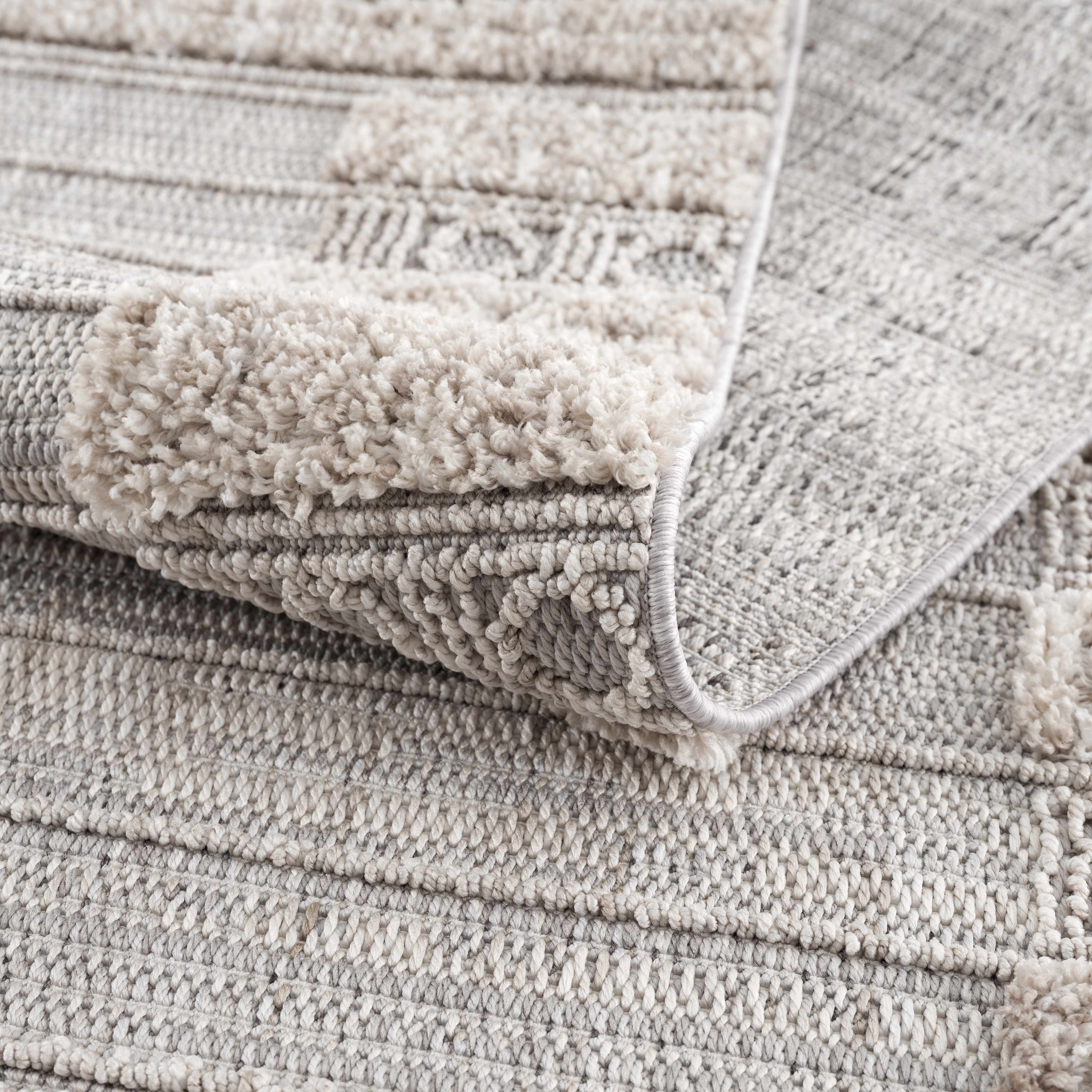 Luxurious Hauteloom Sulak Cream Area Rug