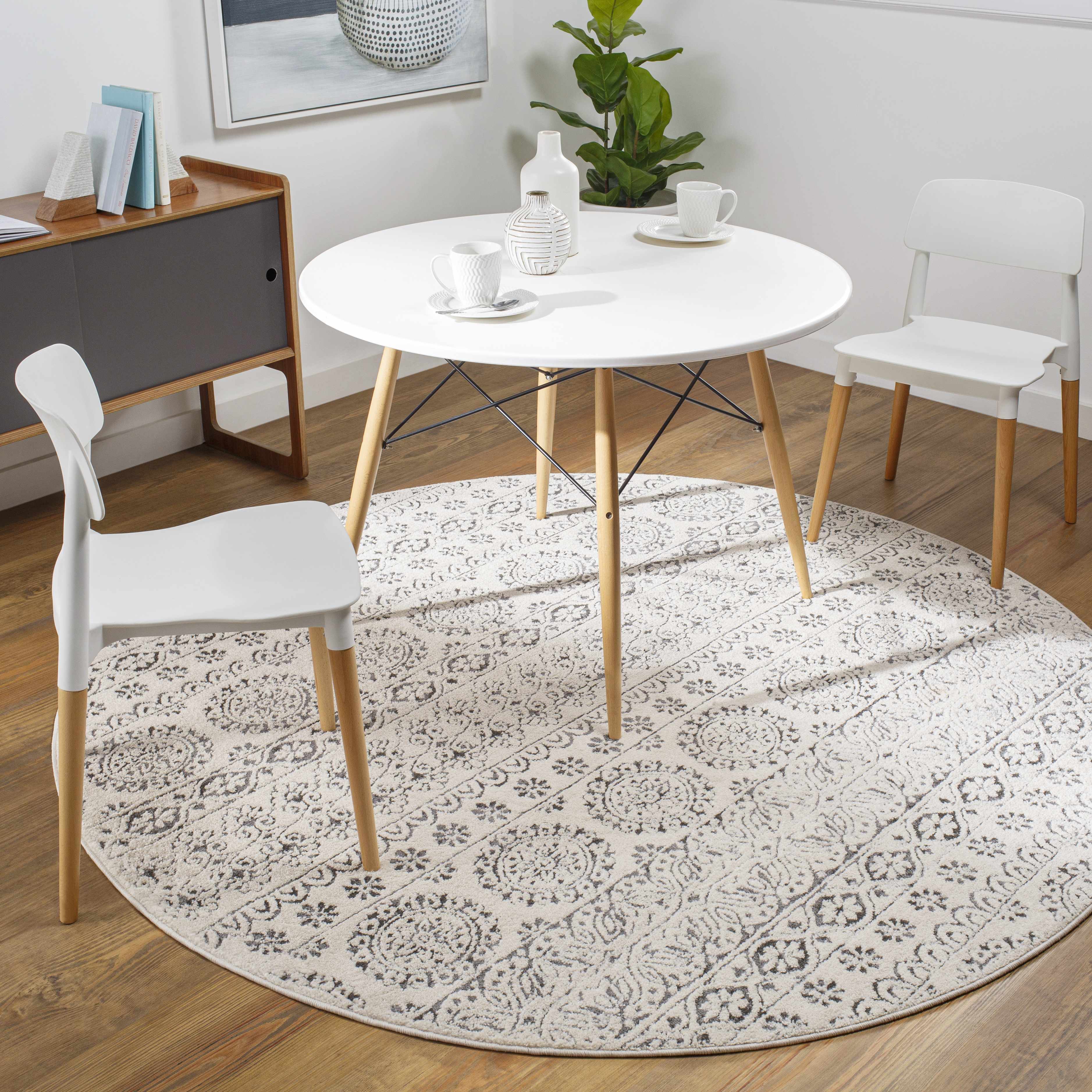 Exquisite Hauteloom Warroad Area Rug - Elevate Your Space