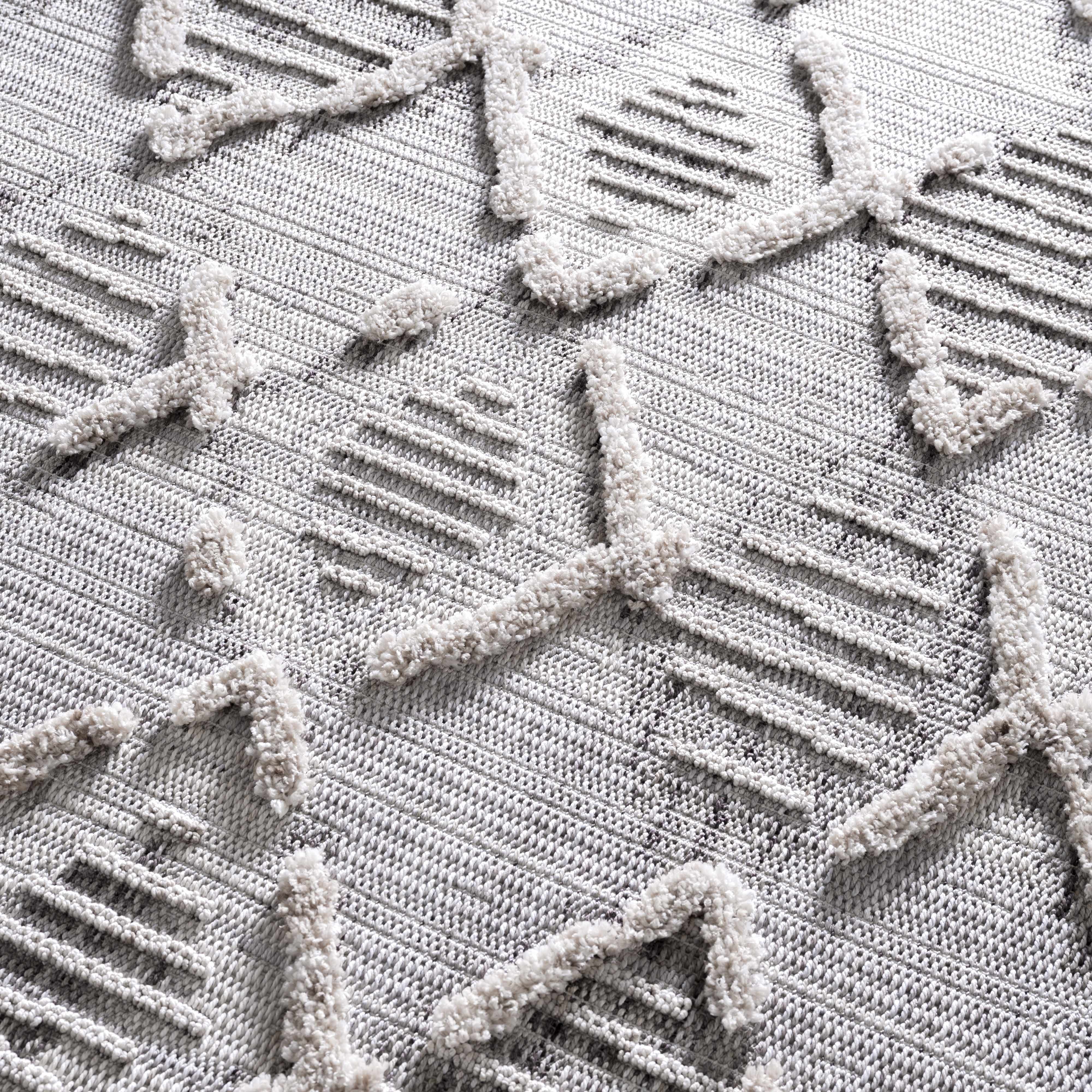 Exquisite Hauteloom Bogtong Area Rug