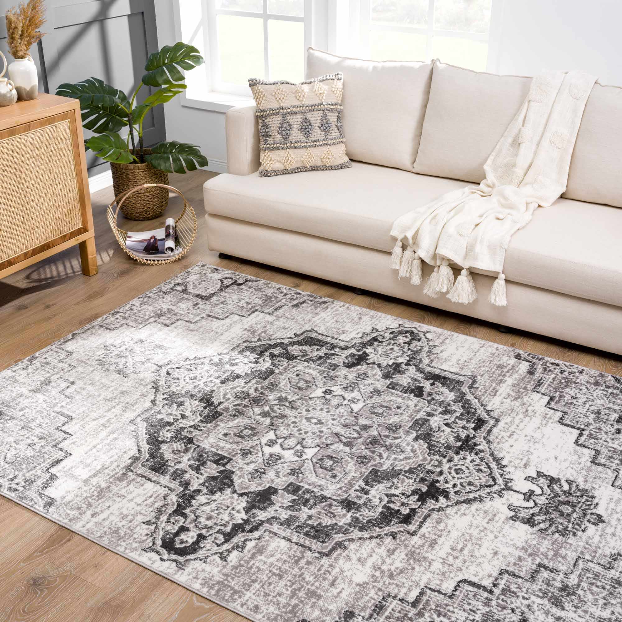 Elegant Hauteloom Elani Gray Medallion Rug - Transform Your Space