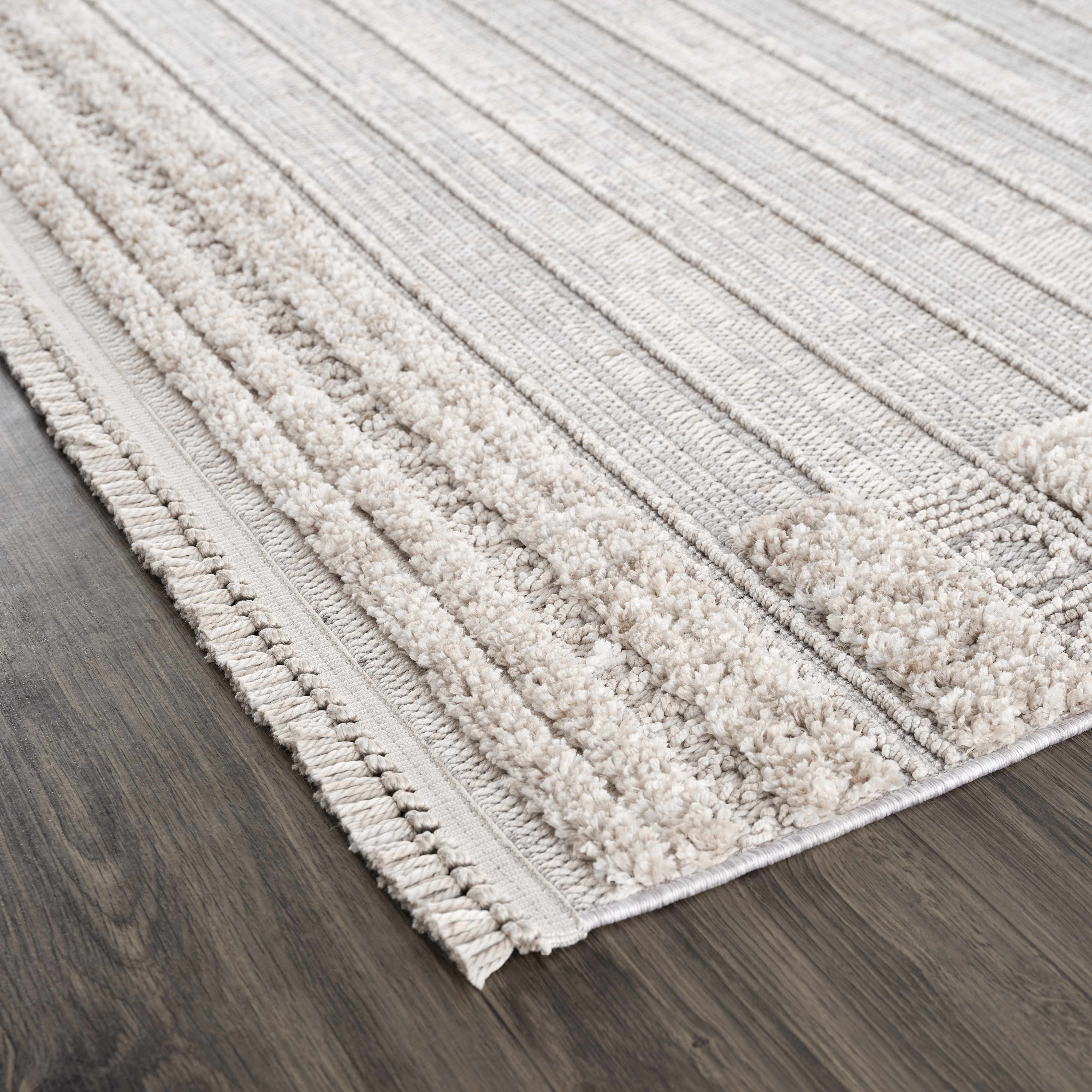 Luxurious Hauteloom Sulak Cream Area Rug