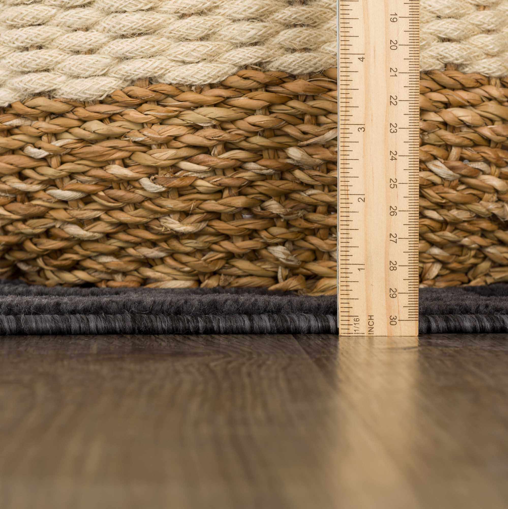Hauteloom Nuri Black - The Perfect Outdoor Rug