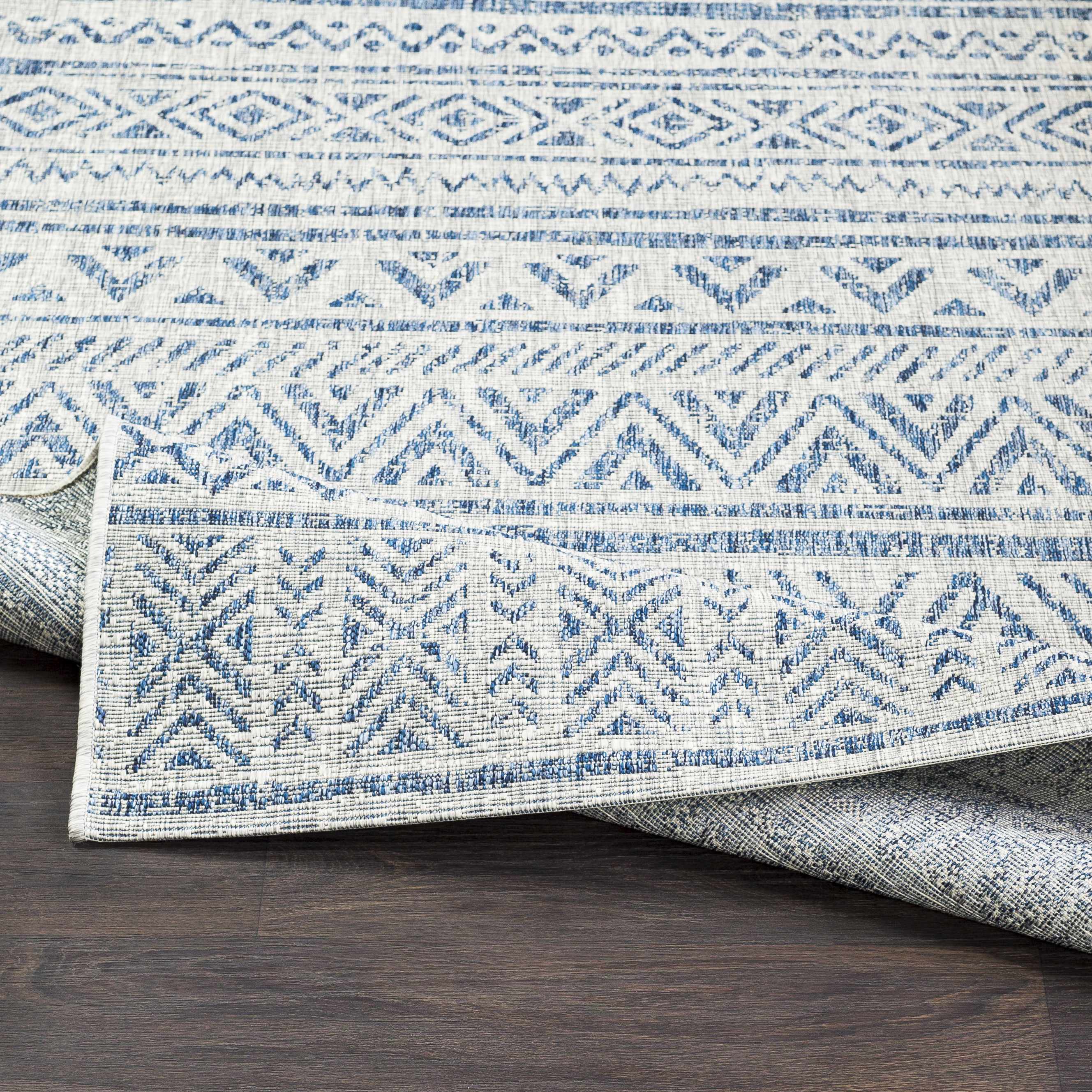 Gorgeous Hauteloom Novato Outdoor Rug