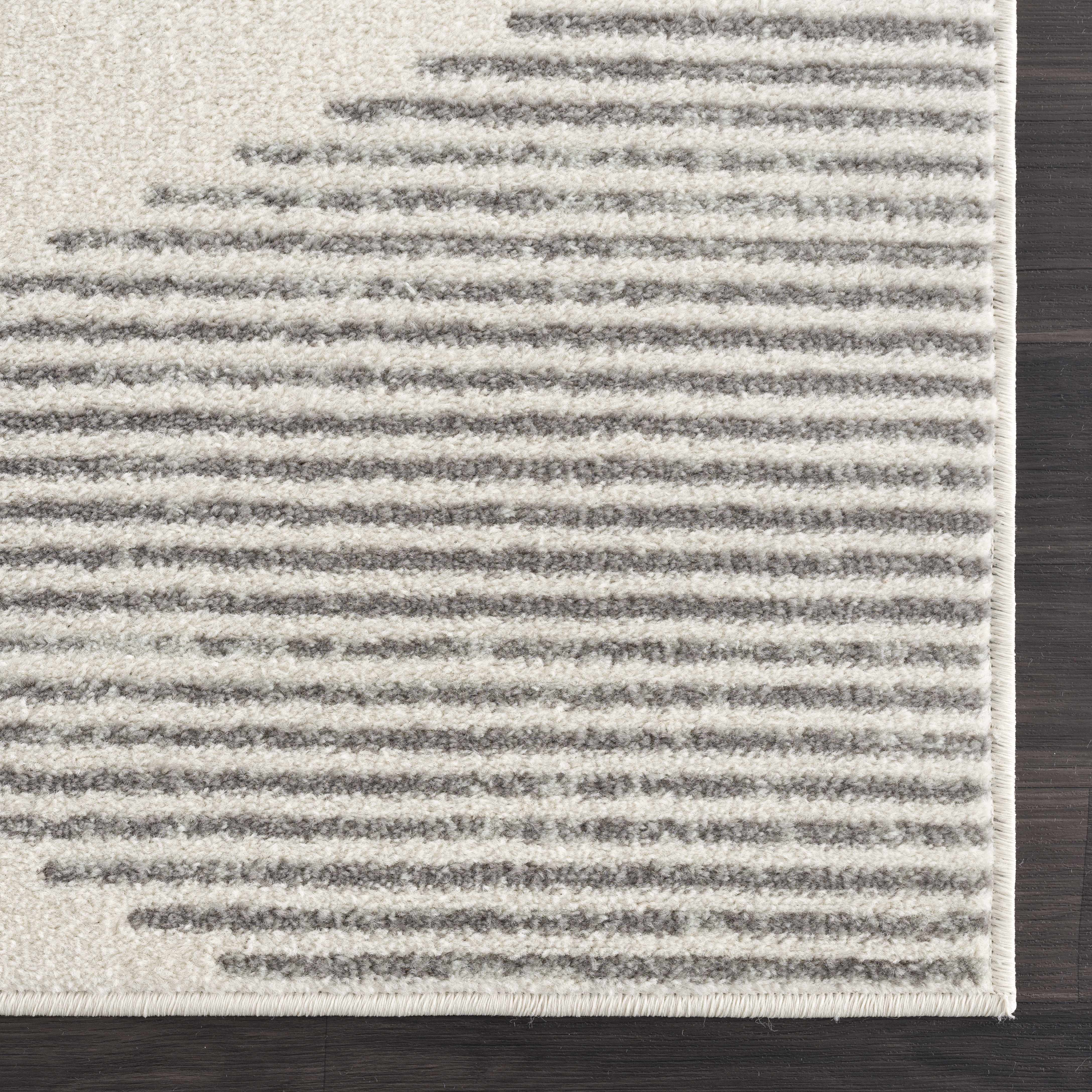 Hauteloom Marash KMRSH-4613: The Stylish and Durable Area Rug You've Been Looking For