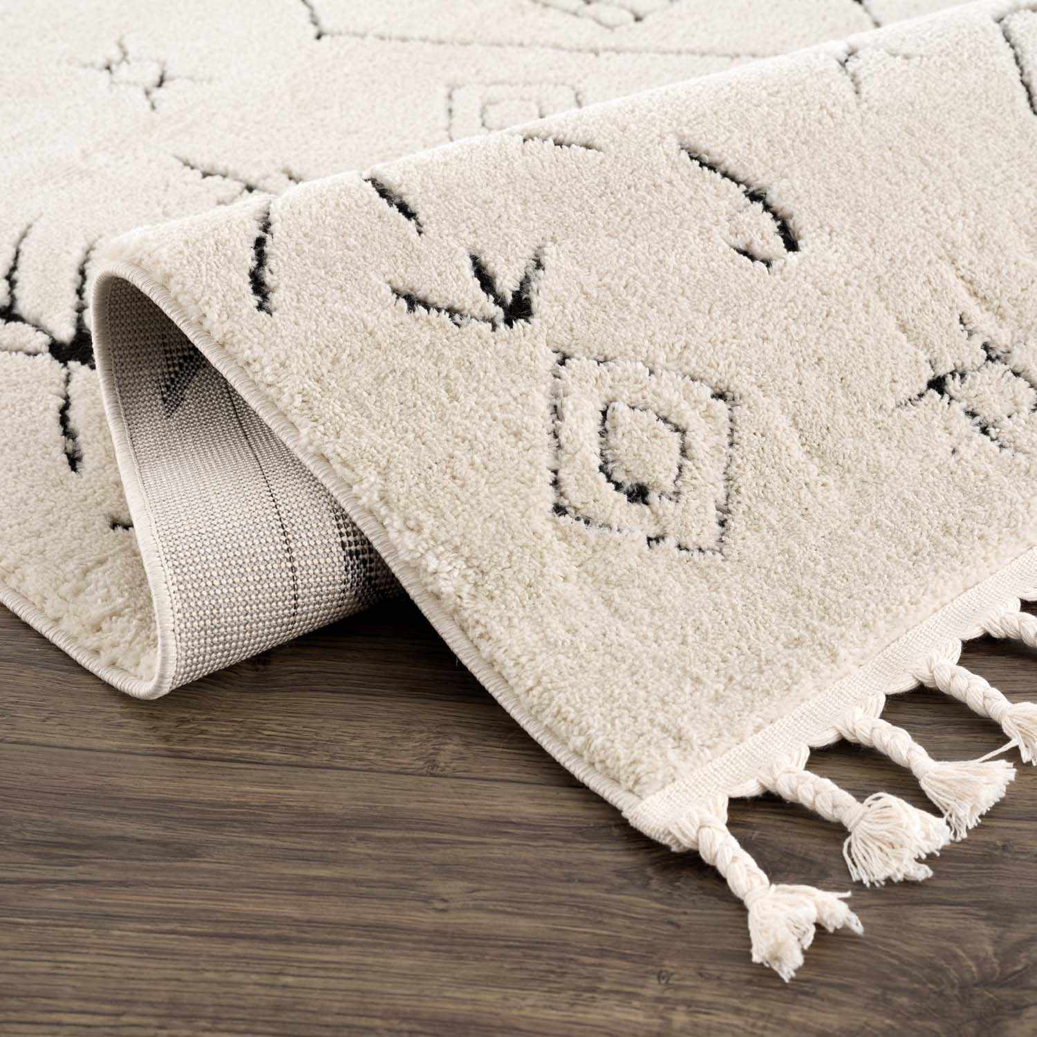 Exquisite Hauteloom Thian Tribal Area Rug