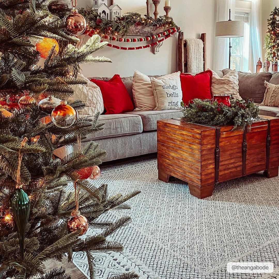 Luxurious Hauteloom Burdette Soft Neutral Rug - Transform Your Space