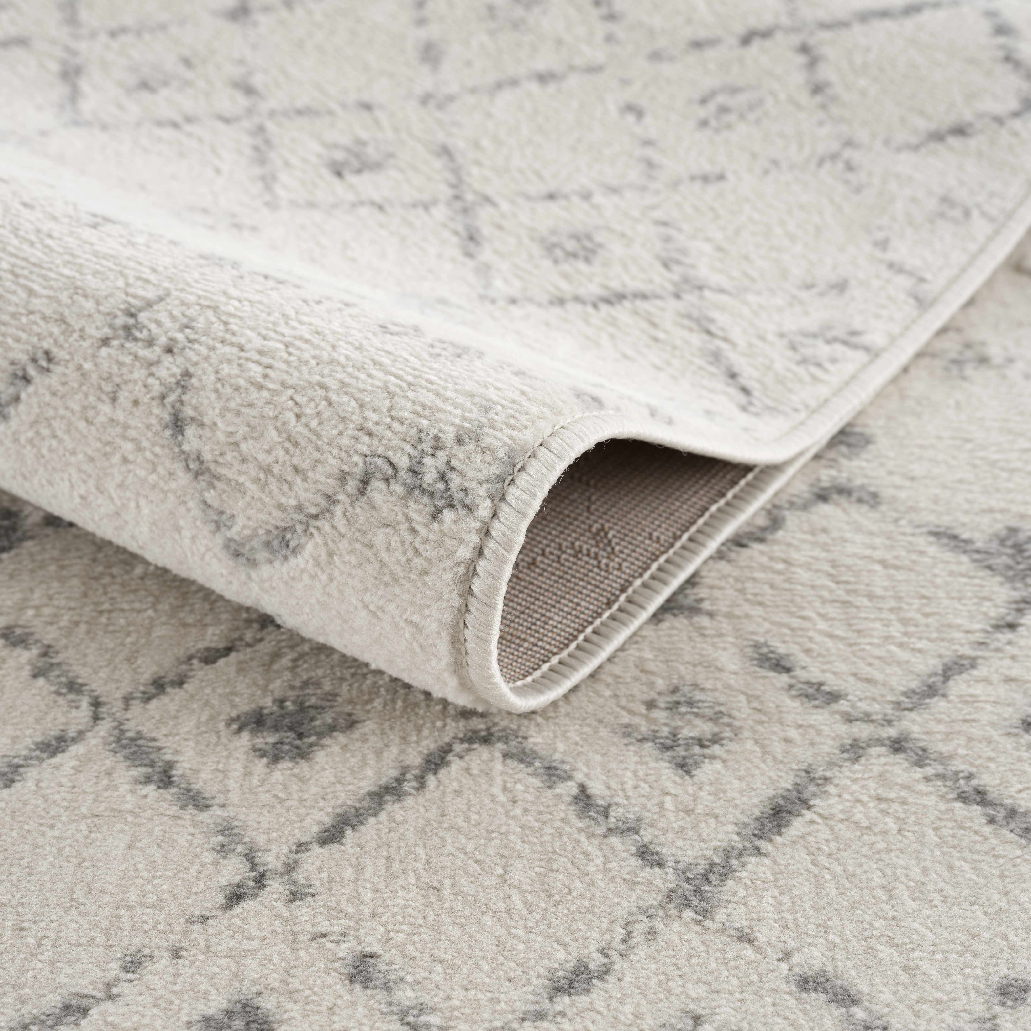 Exquisite Hauteloom Tigrican Ivory 2331 Area Rug - Transform Your Space