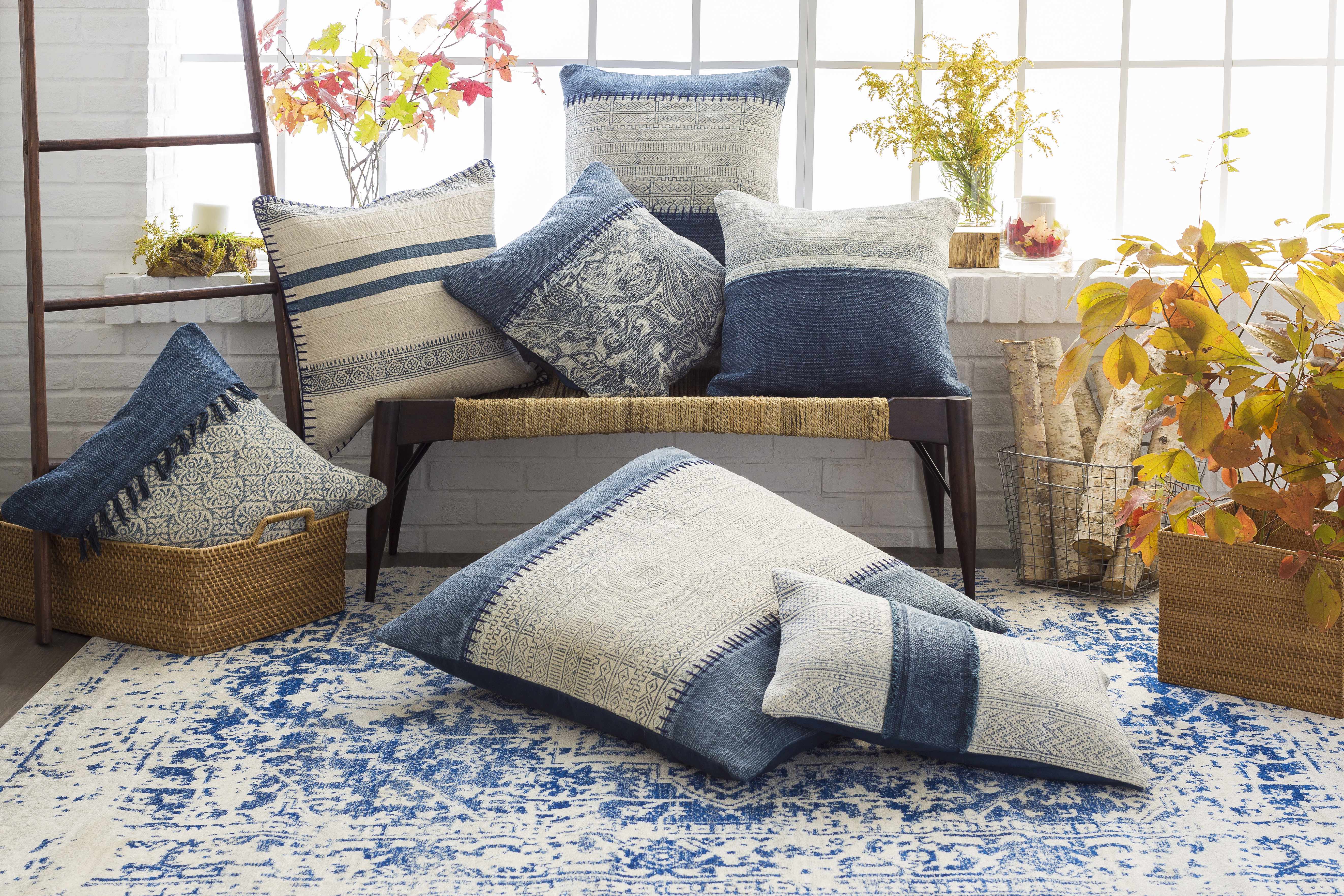Exquisite Hauteloom Rachel Navy Area Rug