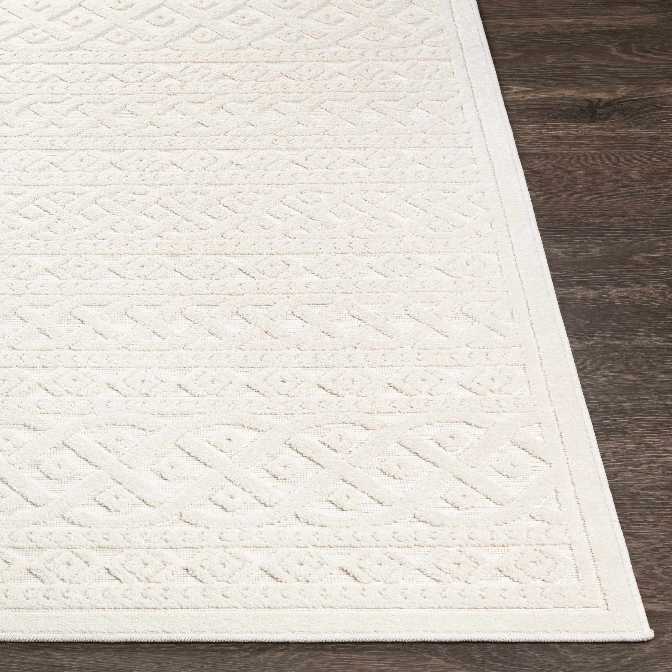 Exquisite Hauteloom Maribyrnong Area Rug - Transform Your Space!