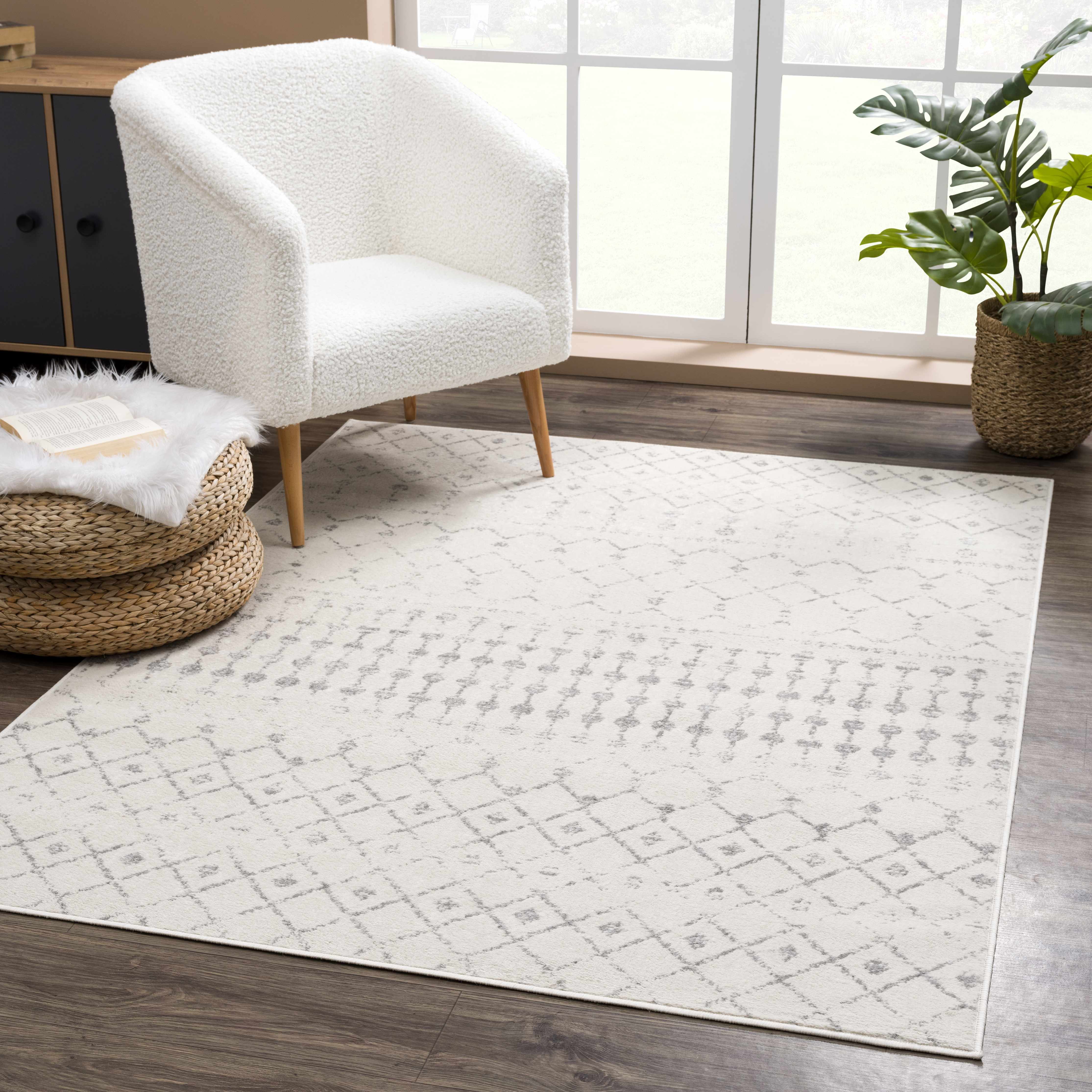 Exquisite Hauteloom Tigrican Ivory 2331 Area Rug - Transform Your Space