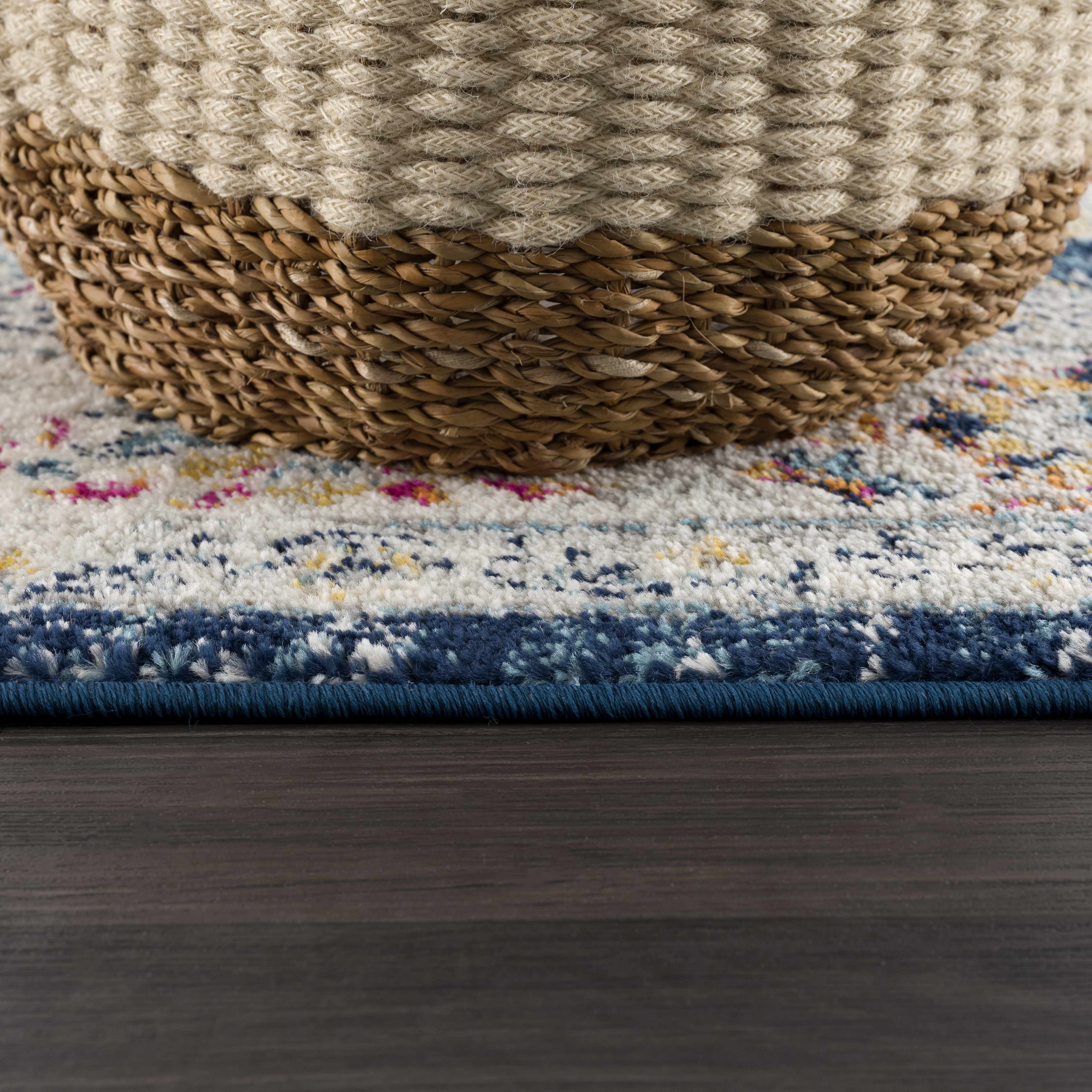 Exclusive Hauteloom Marash KMRSH-4603 Area Rug - Grab This Clearance Deal Now!