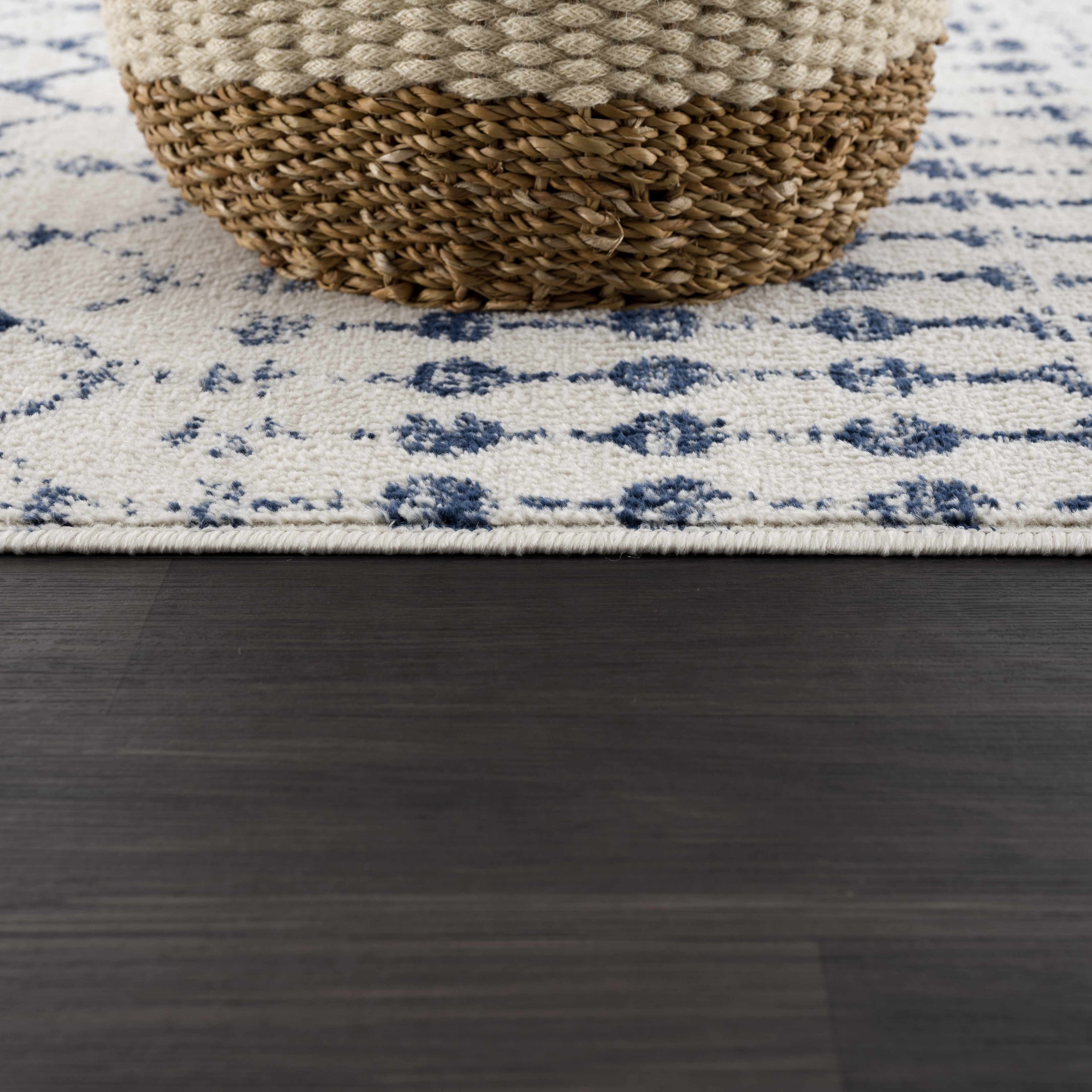 Exquisite Hauteloom Tigrican Blue 2332 Area Rug - Transform Your Space