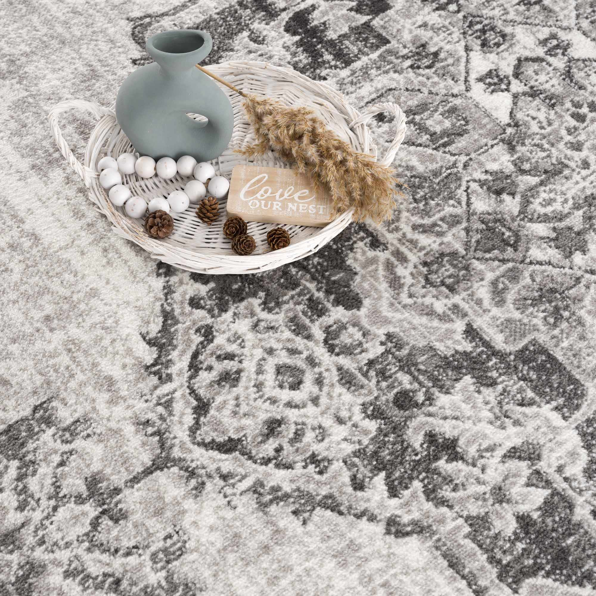 Elegant Hauteloom Elani Gray Medallion Rug - Transform Your Space