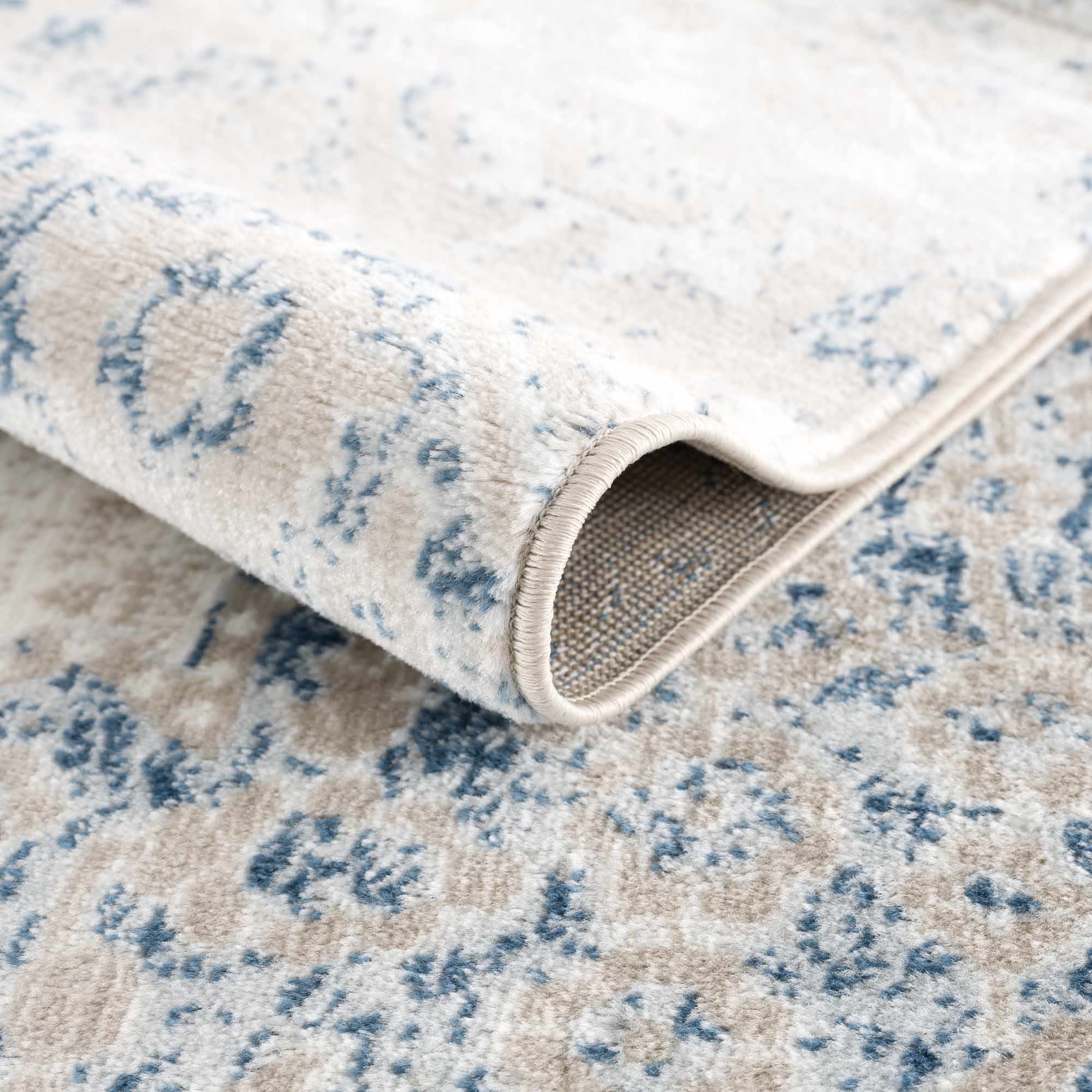 Exquisite Hauteloom Amir Blue Medallion Area Rug