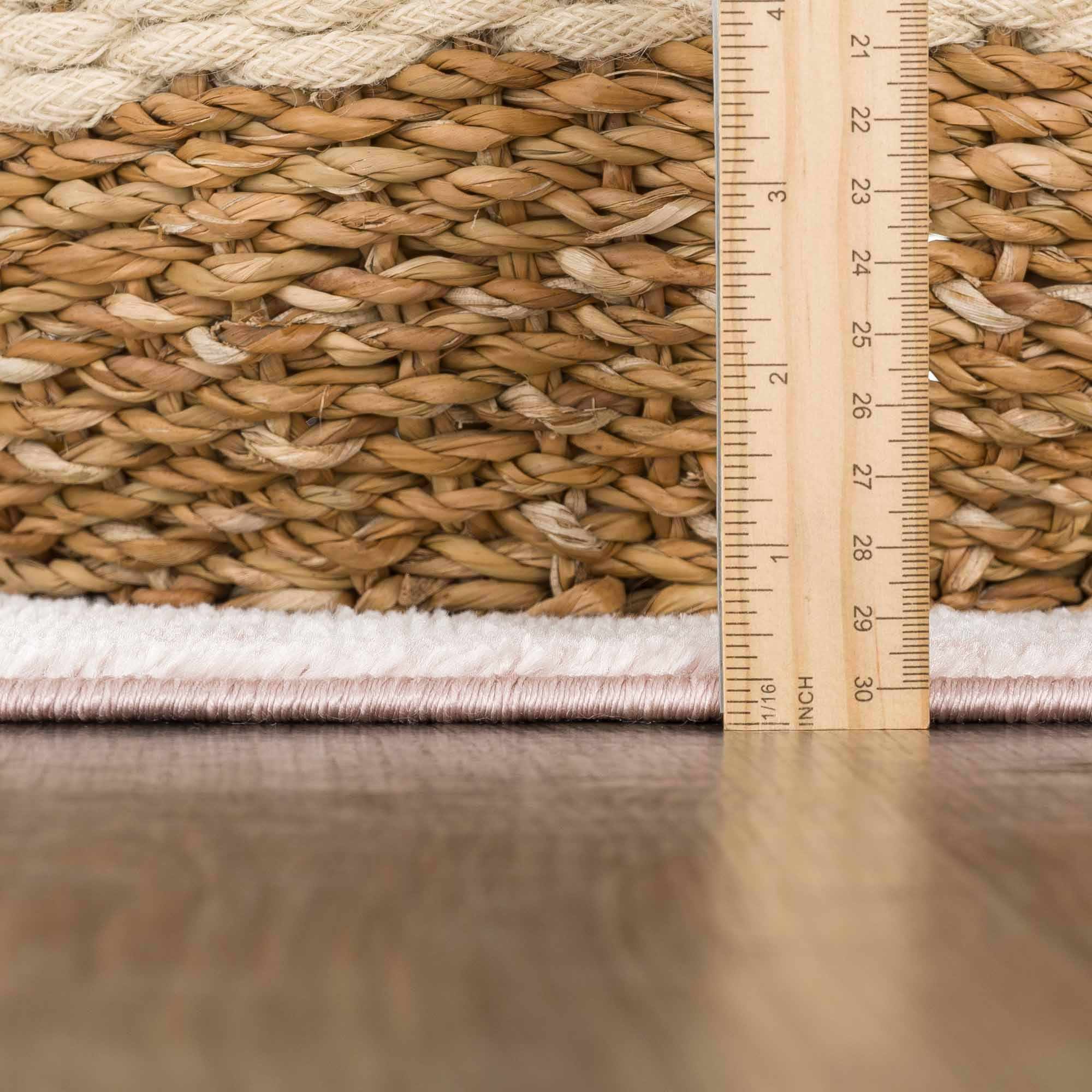 Hauteloom Snead Elegant Area Rug