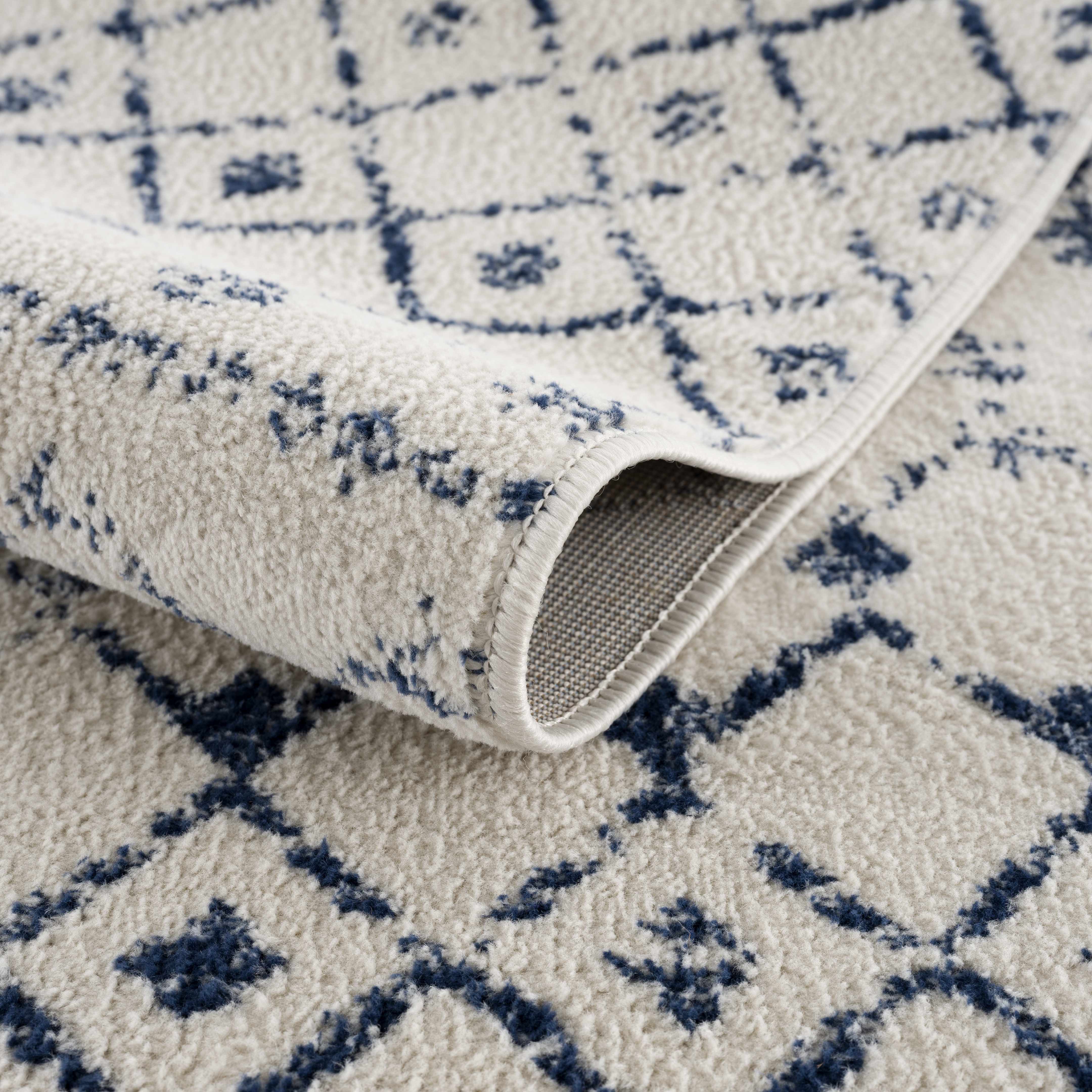 Exquisite Hauteloom Tigrican Blue 2332 Area Rug - Transform Your Space