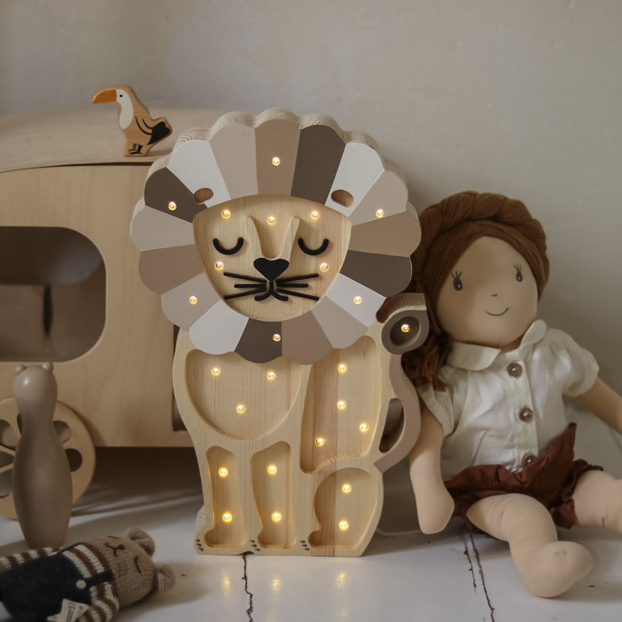 Enchanting Little Lion Night Light