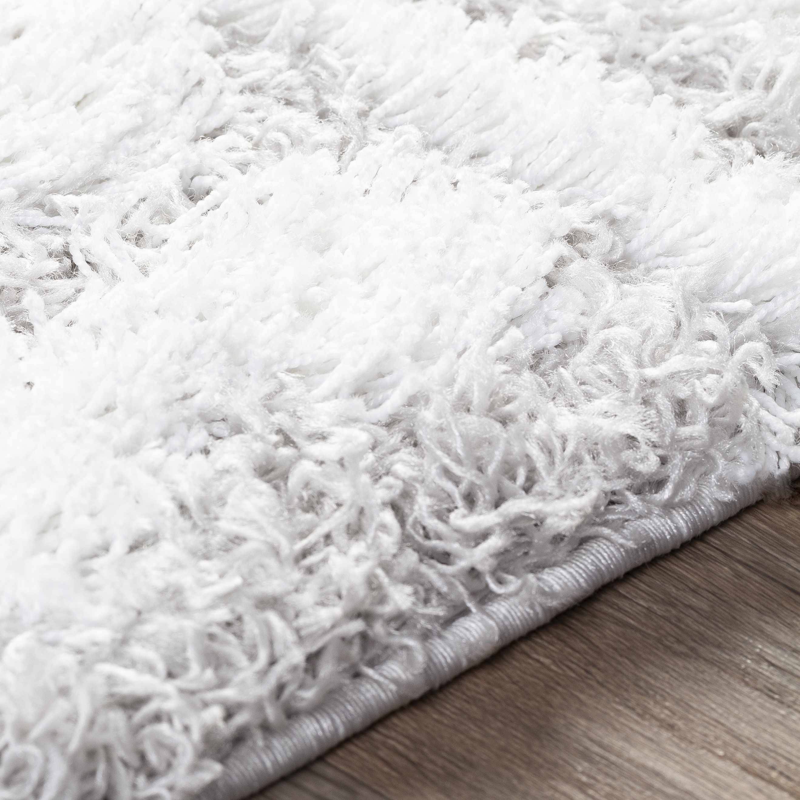 Exquisite Hauteloom Vernonburg Shag Area Rug