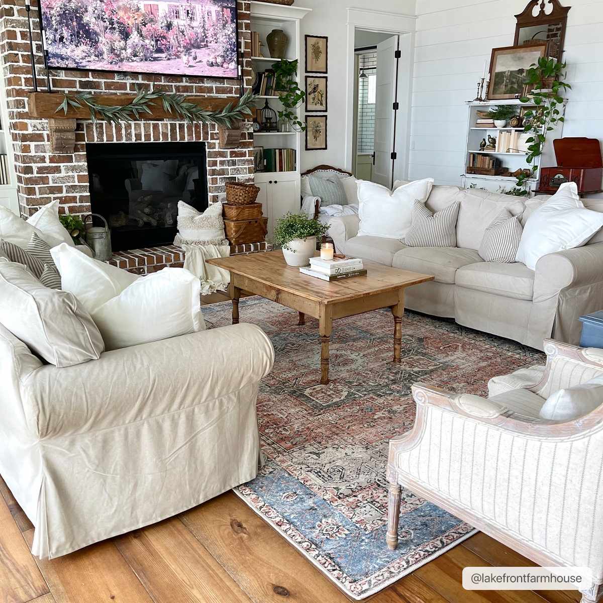 Hauteloom Rosman Distressed Washable Rug - Transform Your Space with Style