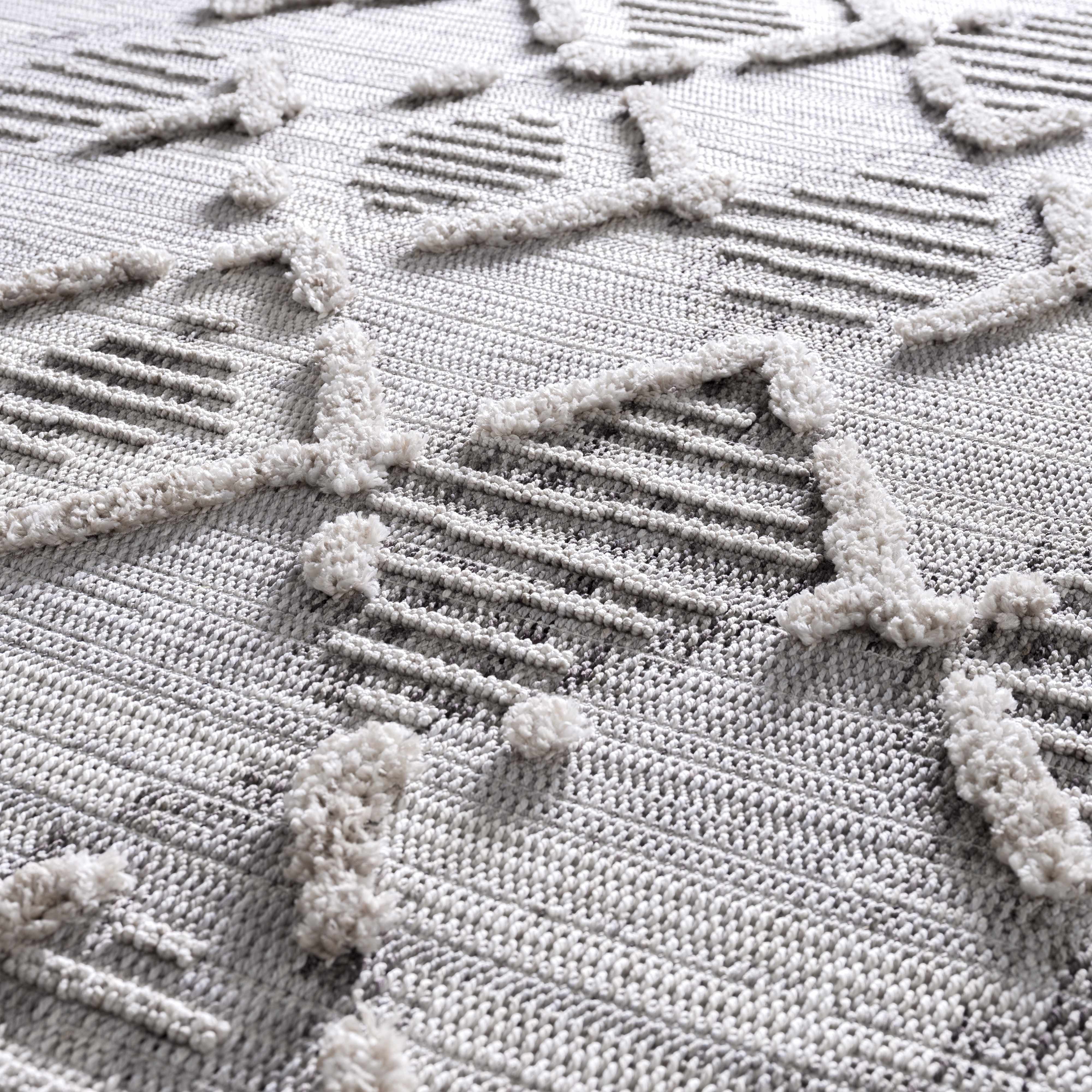 Exquisite Hauteloom Bogtong Area Rug