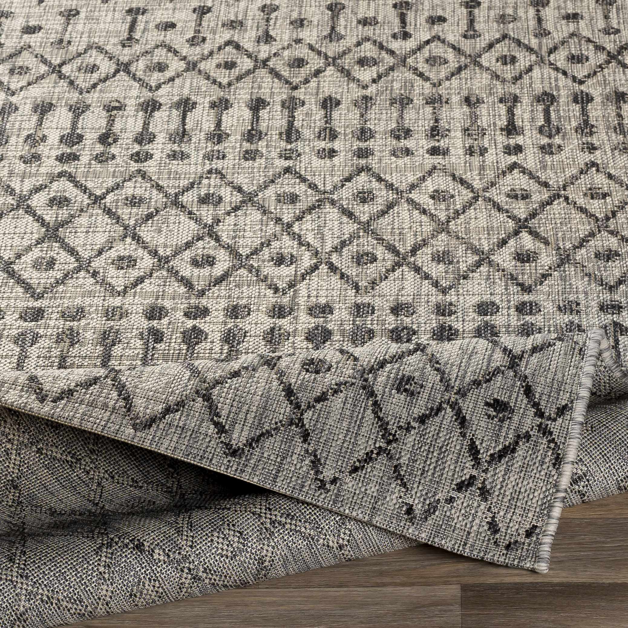 Exquisite Hauteloom Wallkill Area Rug
