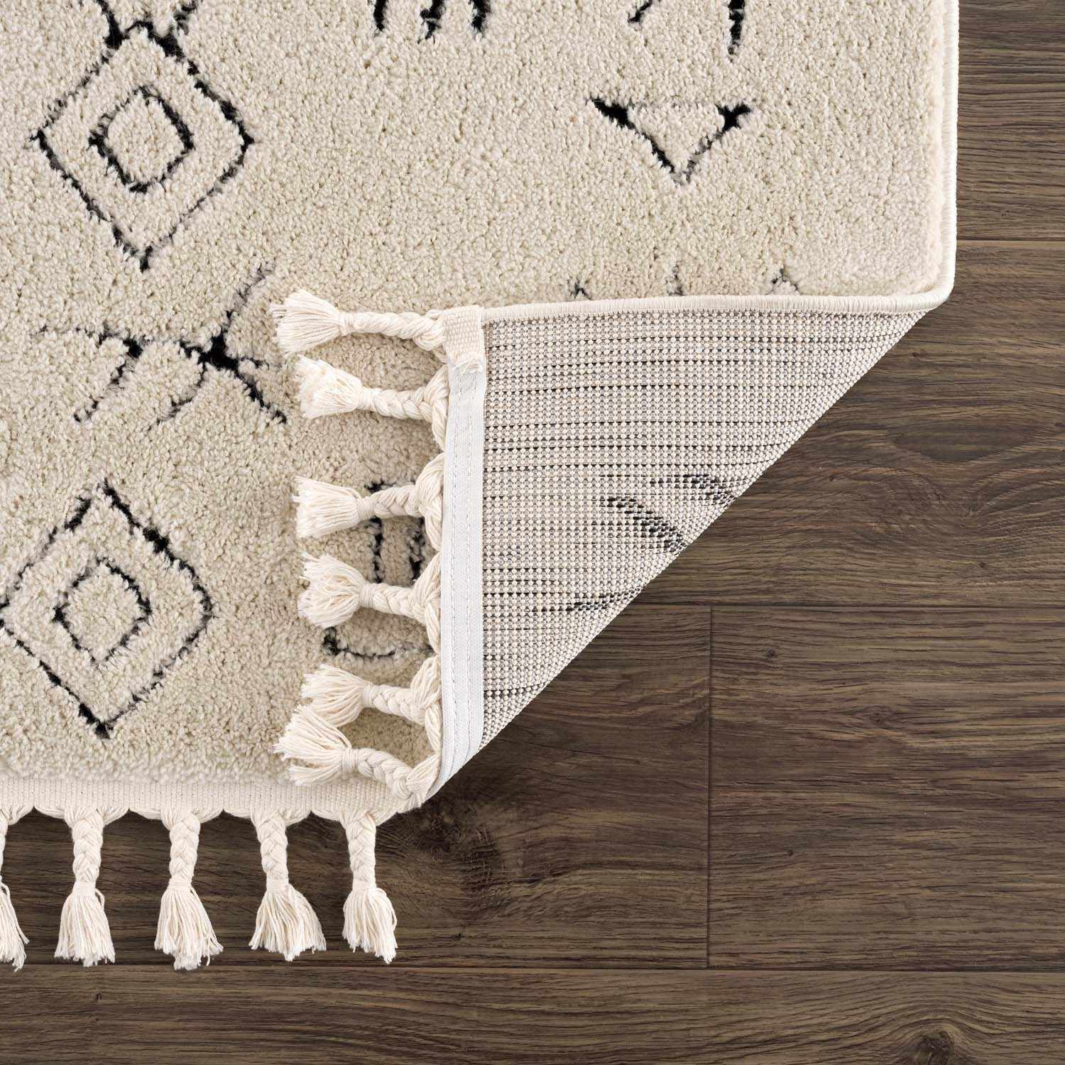 Exquisite Hauteloom Thian Tribal Area Rug