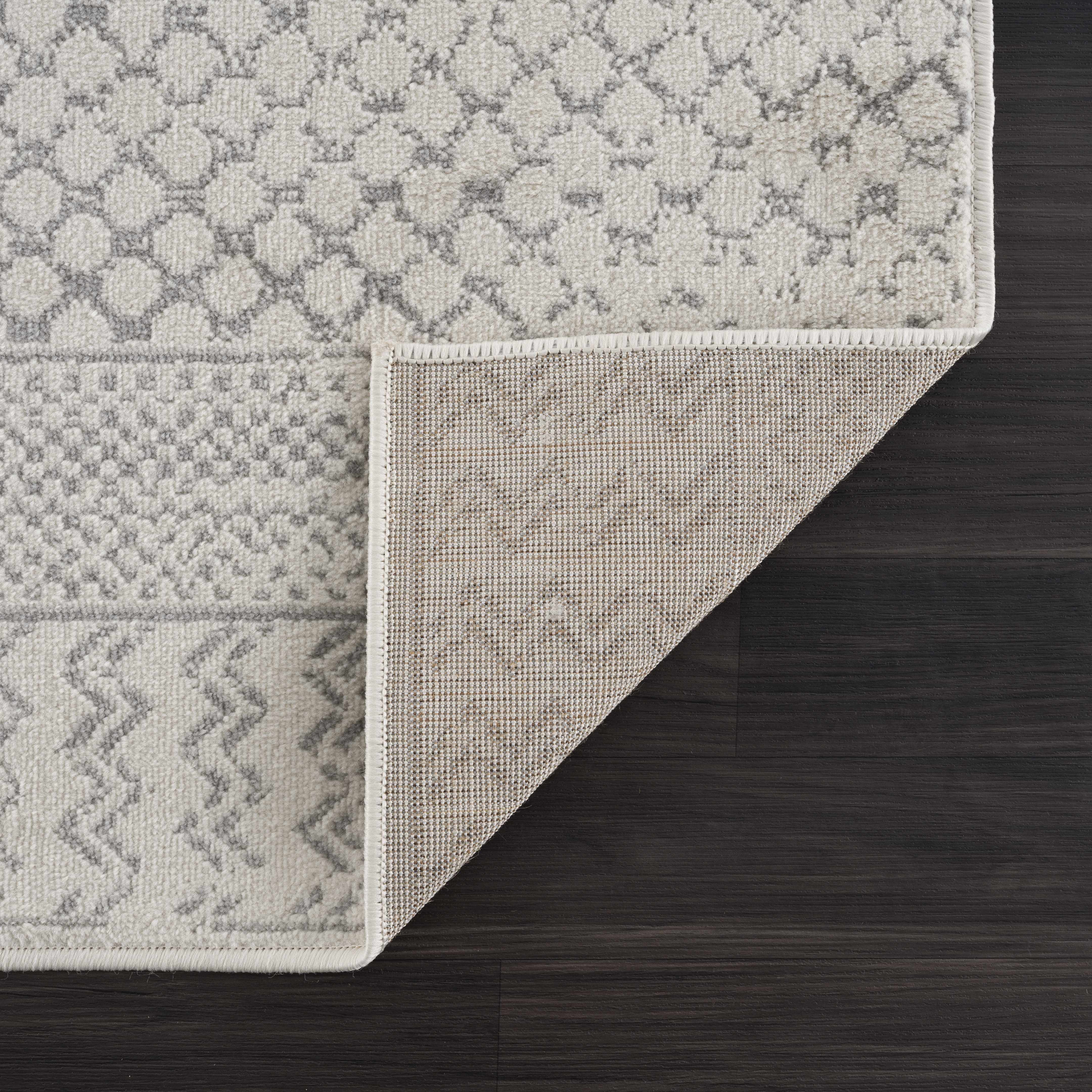 Exquisite Hauteloom Tigri Aztec Ivory & Gray 2318 Area Rug - Transform Your Space