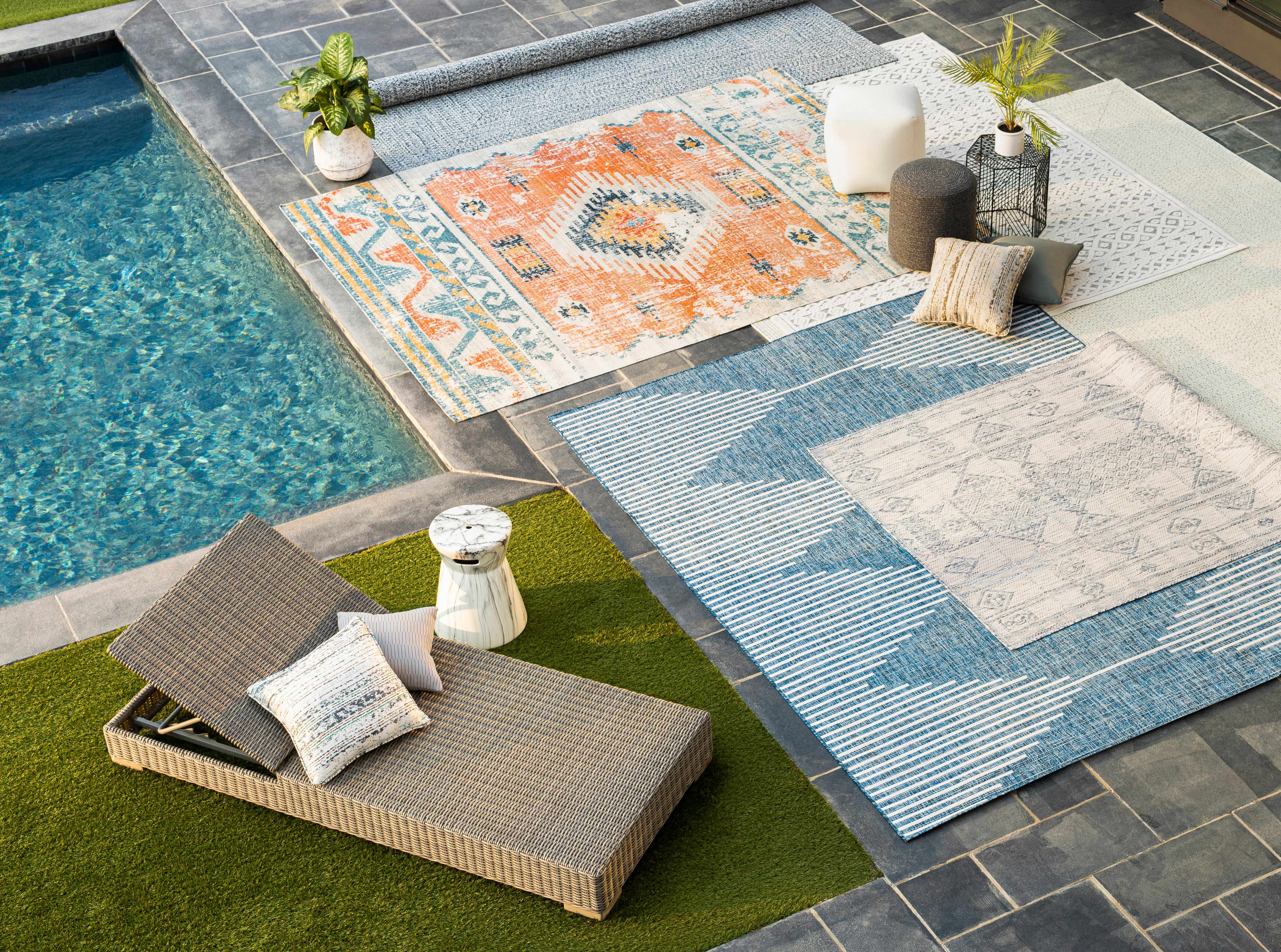 Exquisite Hauteloom Blue Braided Faux Jute Rug - A Must-Have for Your Space