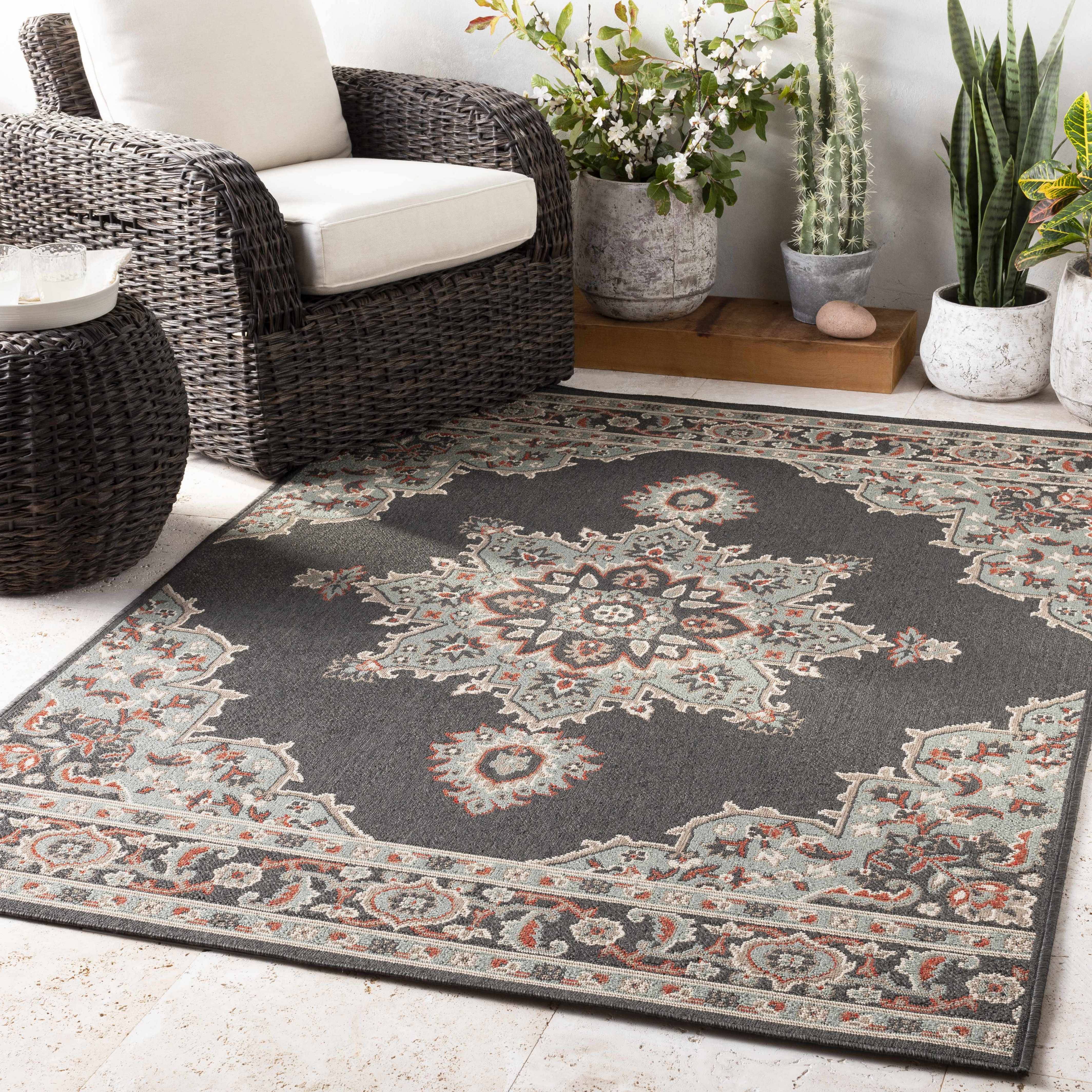 Exquisite Hauteloom Roseglen Brown Medallion Area Rug