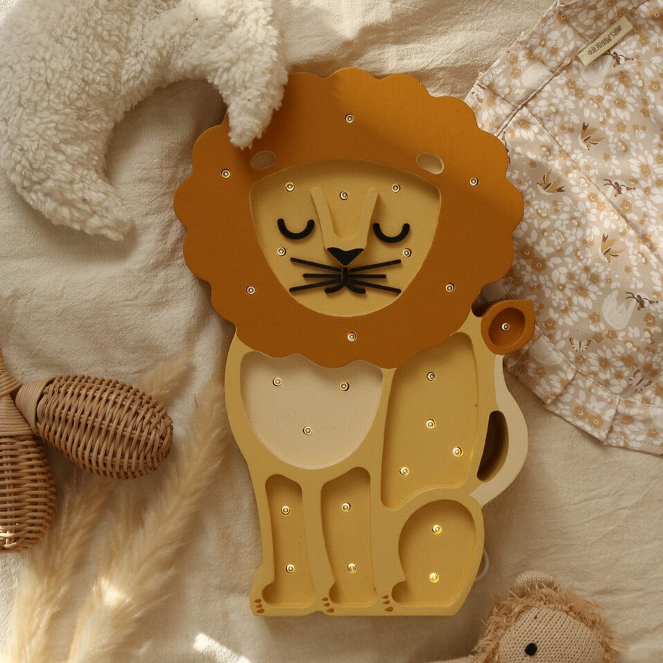 Enchanting Little Lion Night Light