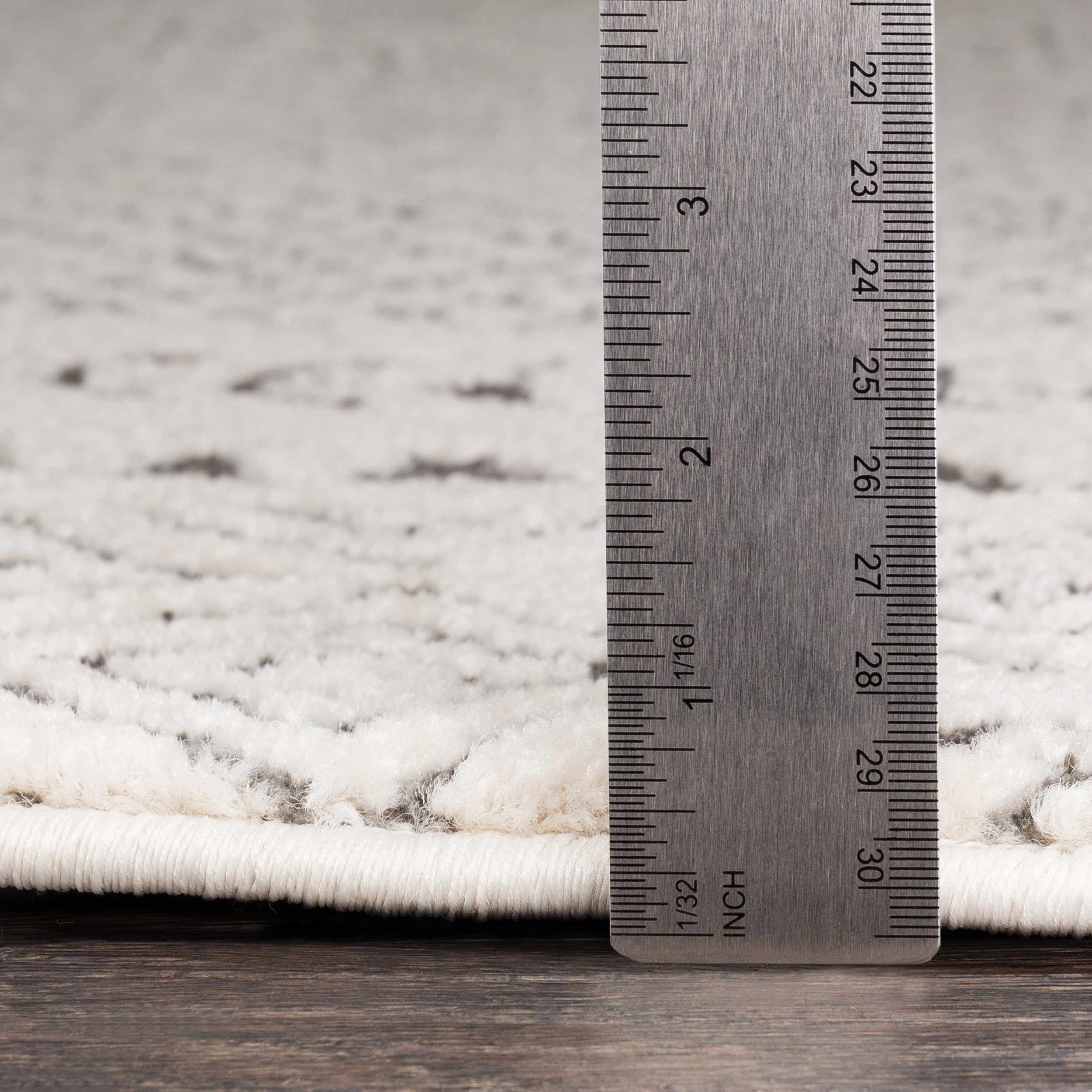 Luxurious Hauteloom Burdette Soft Neutral Rug - Transform Your Space